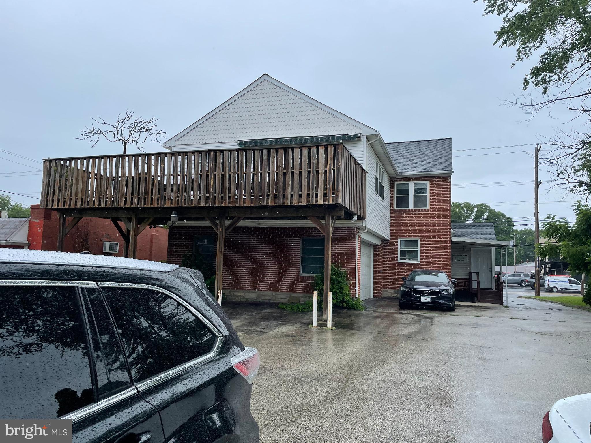 MILMONT PARK - Commercial Sale