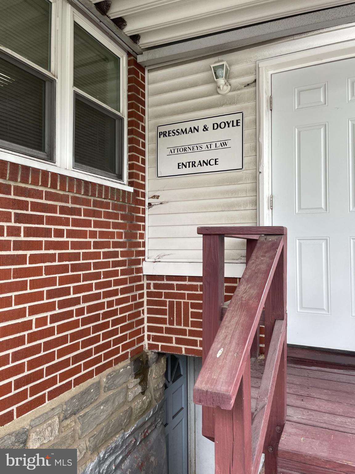 MILMONT PARK - Commercial Sale