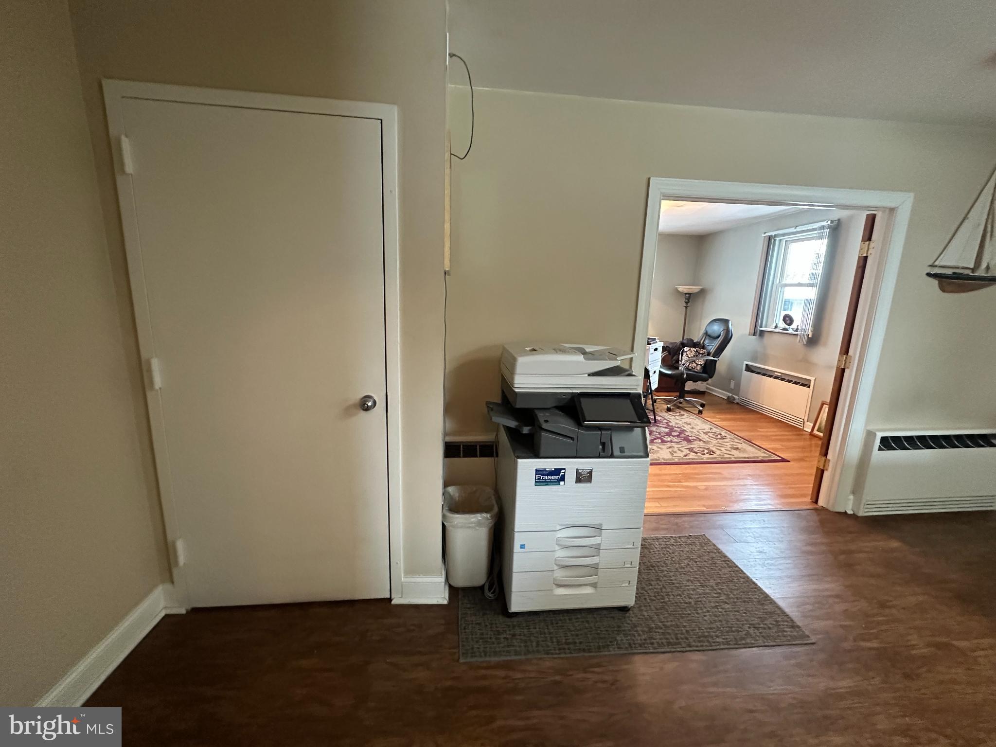 MILMONT PARK - Commercial Sale