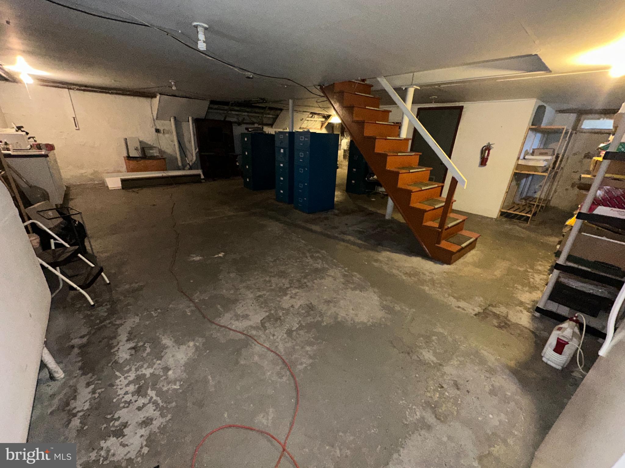 MILMONT PARK - Commercial Sale