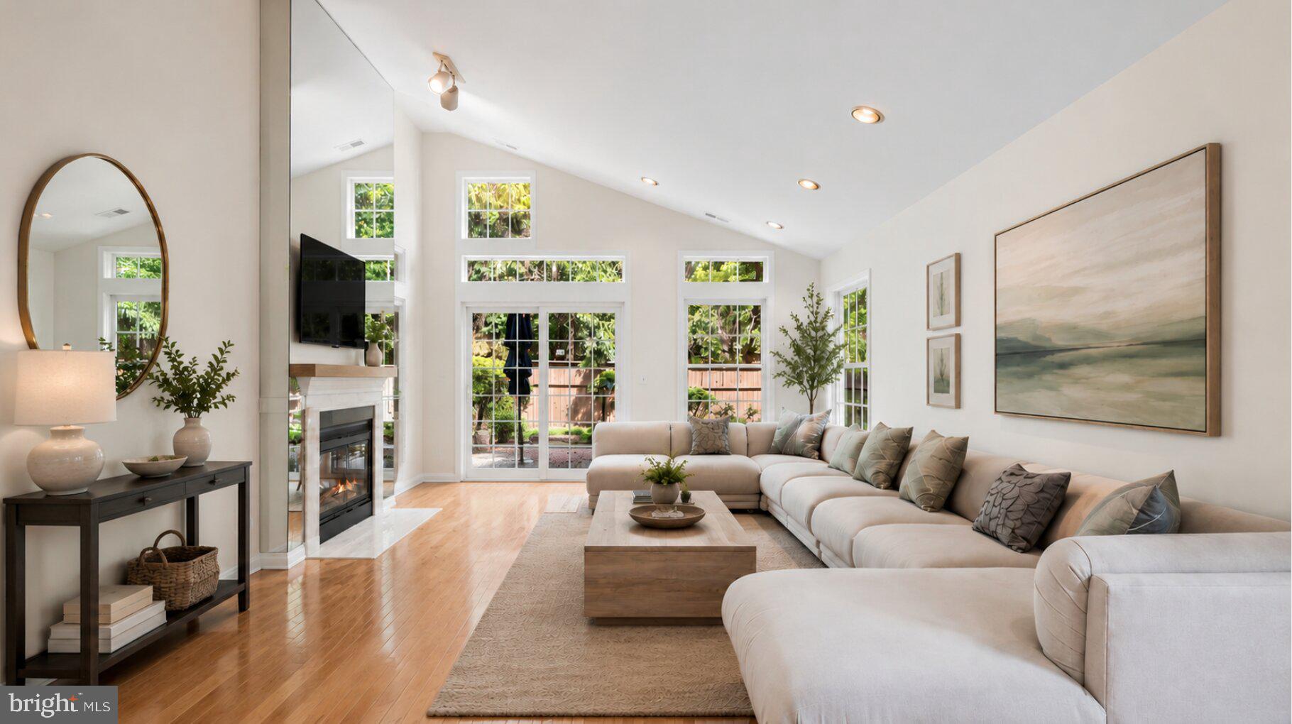 HOPKINS - Residential