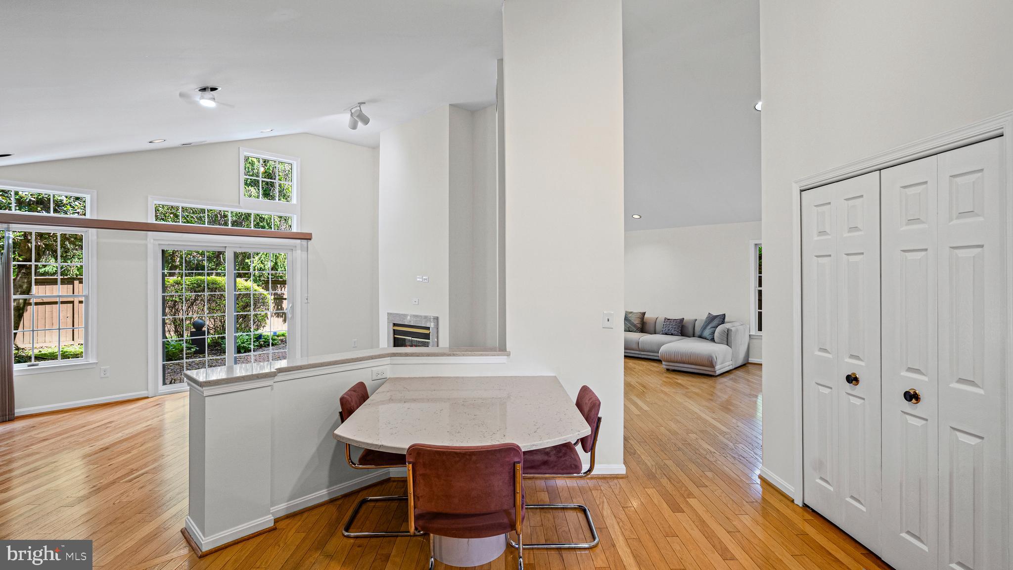 HOPKINS - Residential