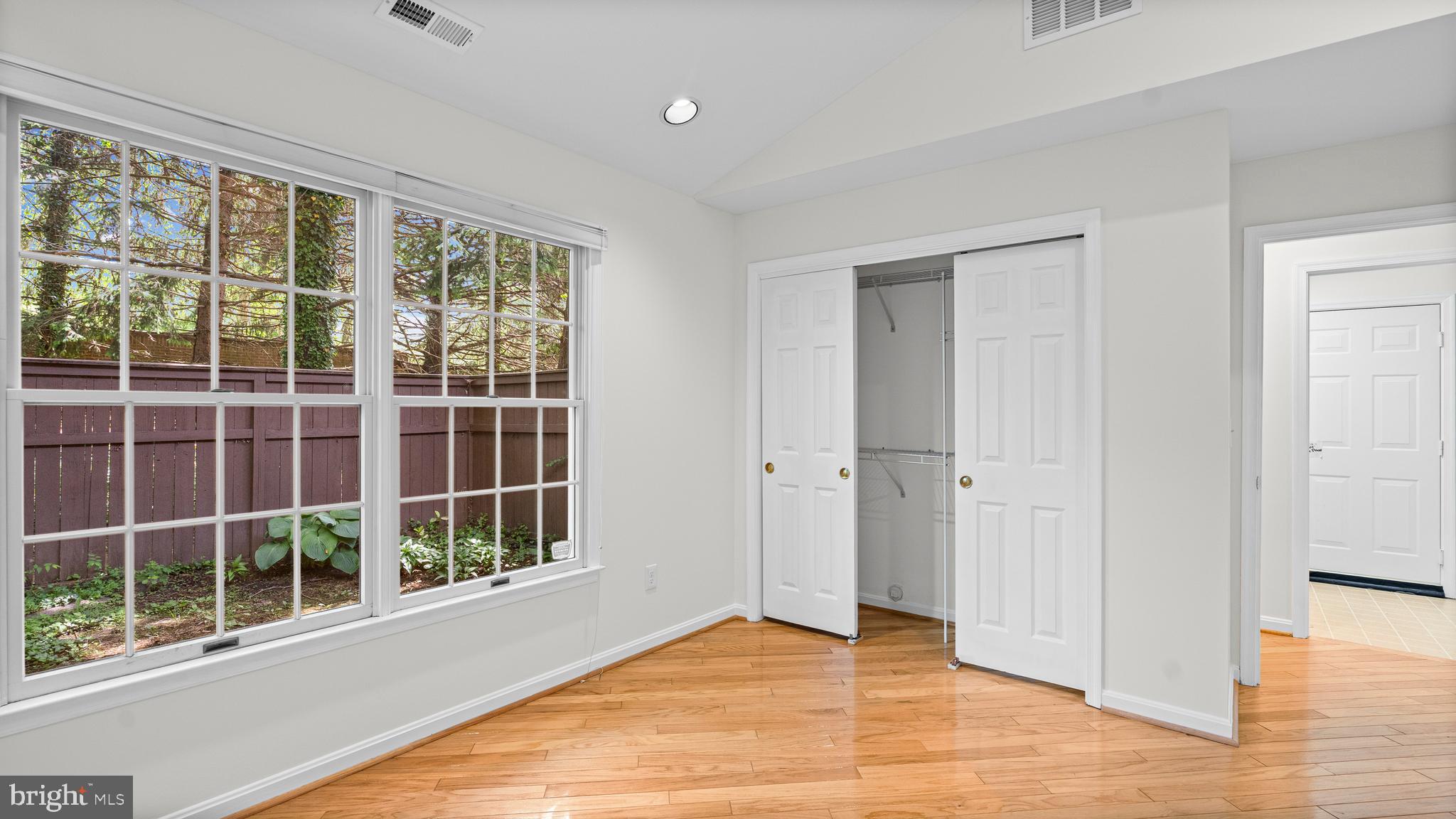 HOPKINS - Residential