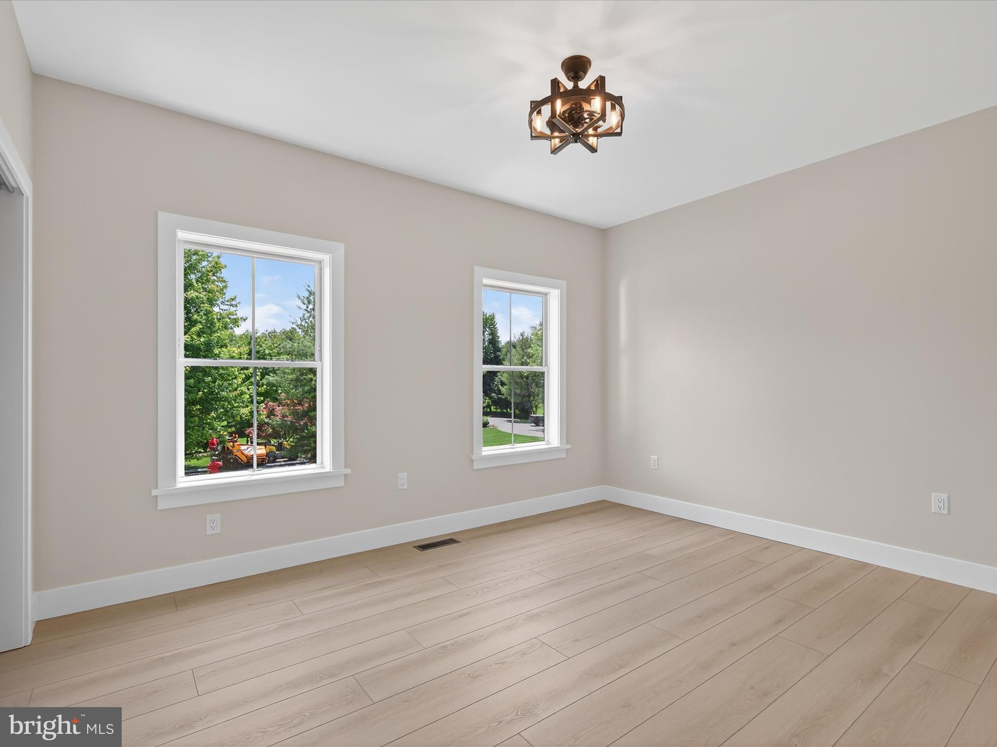 STONEHENGE - Residential