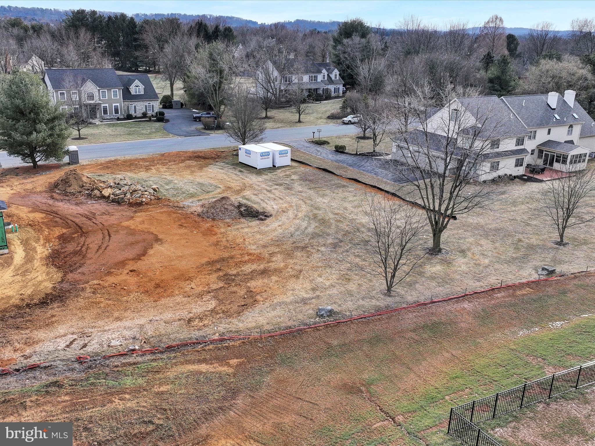 STONEHENGE - Residential