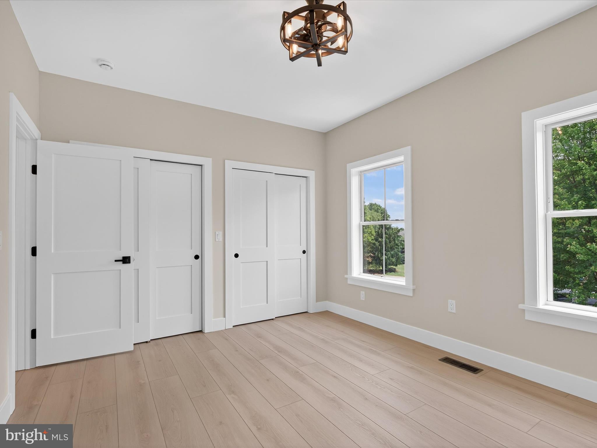 STONEHENGE - Residential