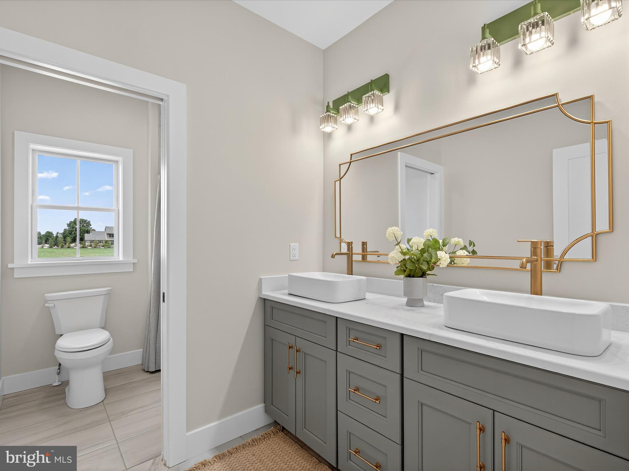 STONEHENGE - Residential