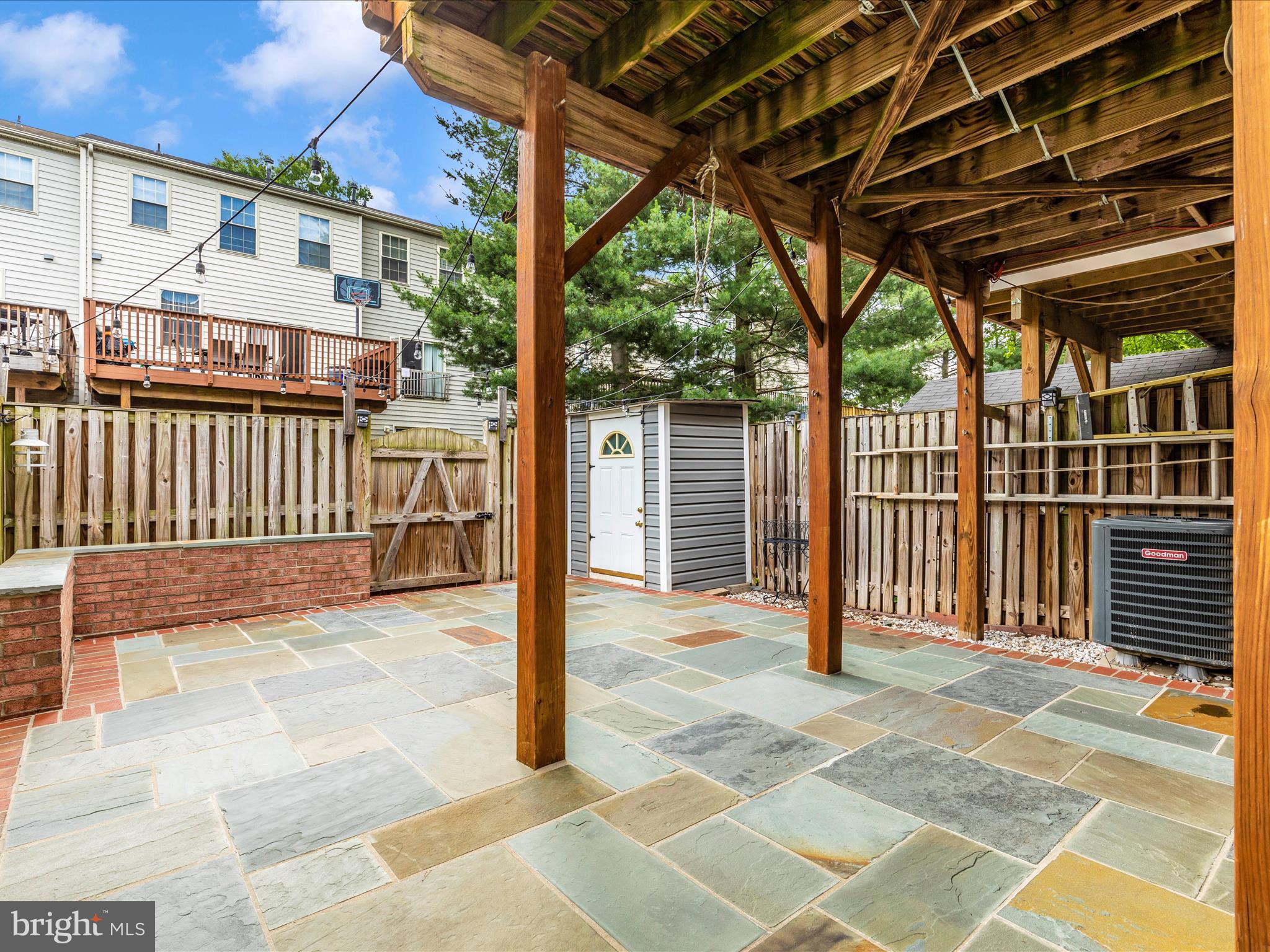 MAIN FARM - Residential