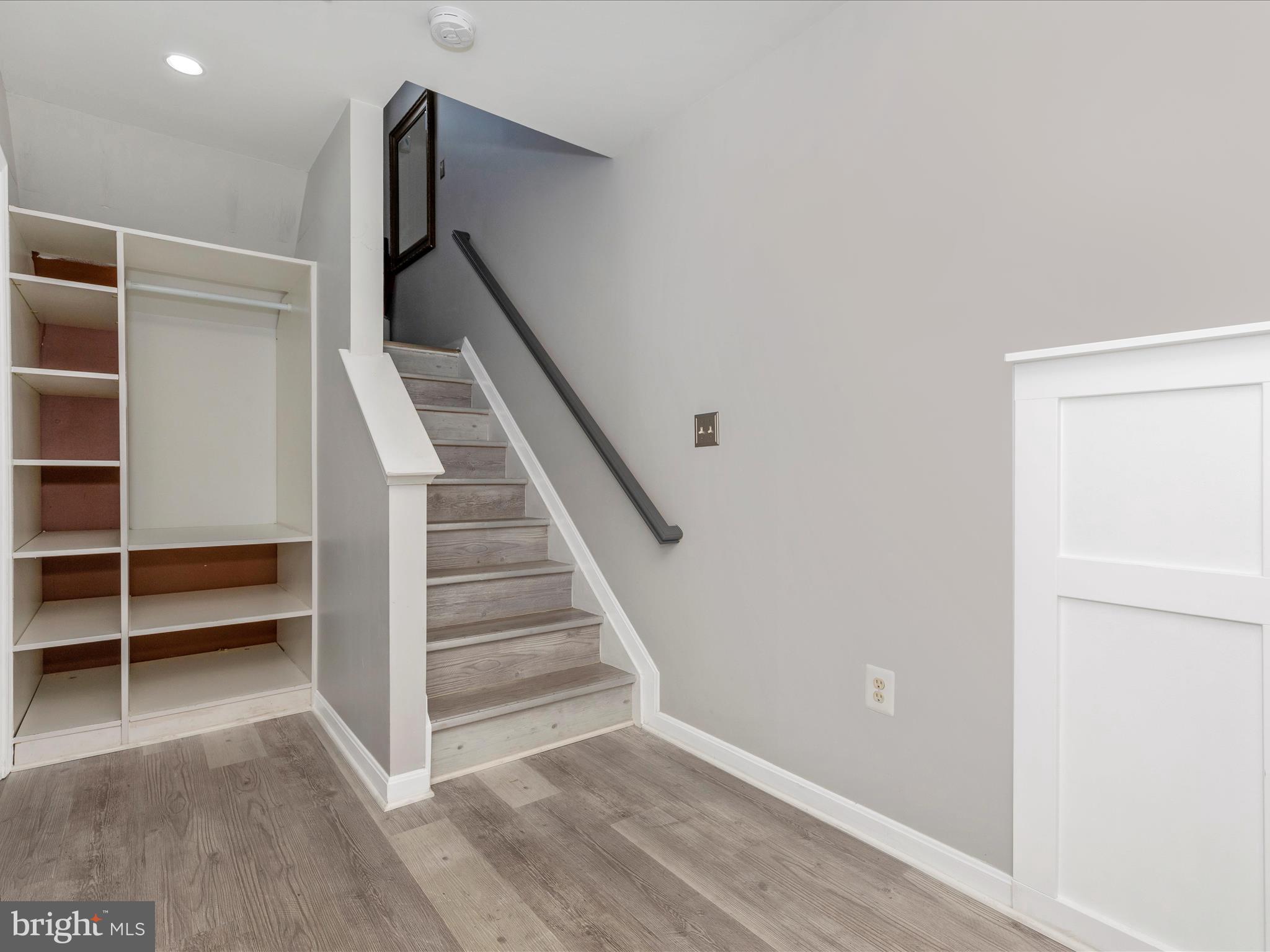 MAIN FARM - Residential