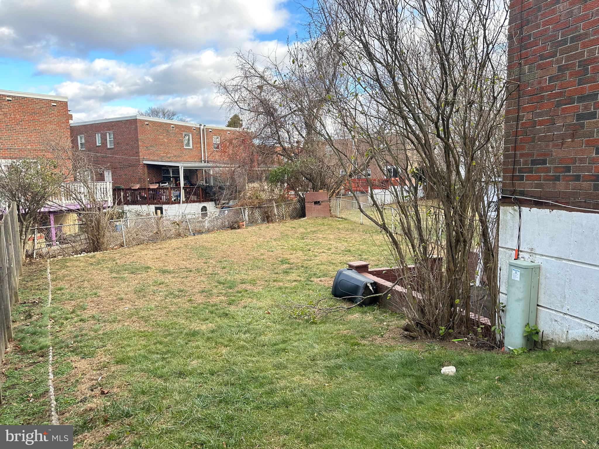 SOMERTON - Residential