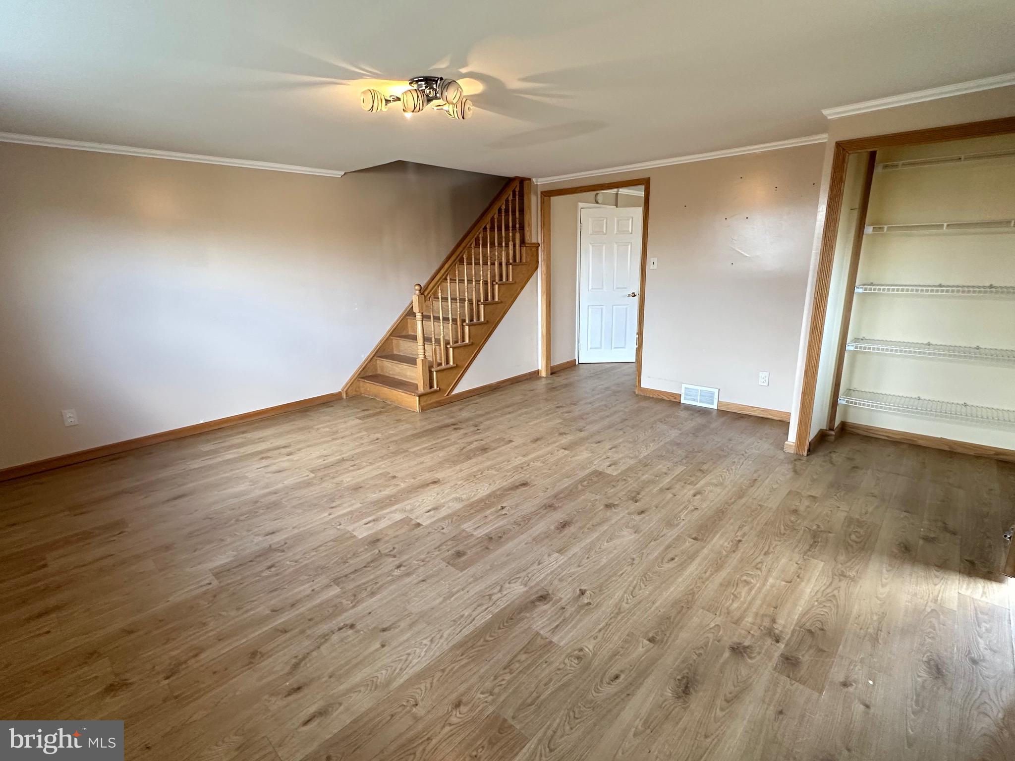 SOMERTON - Residential