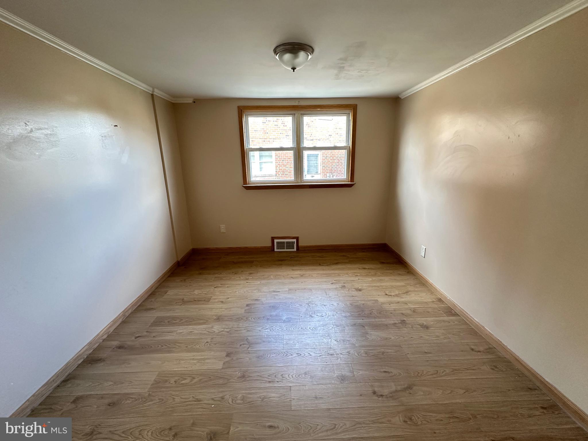 SOMERTON - Residential