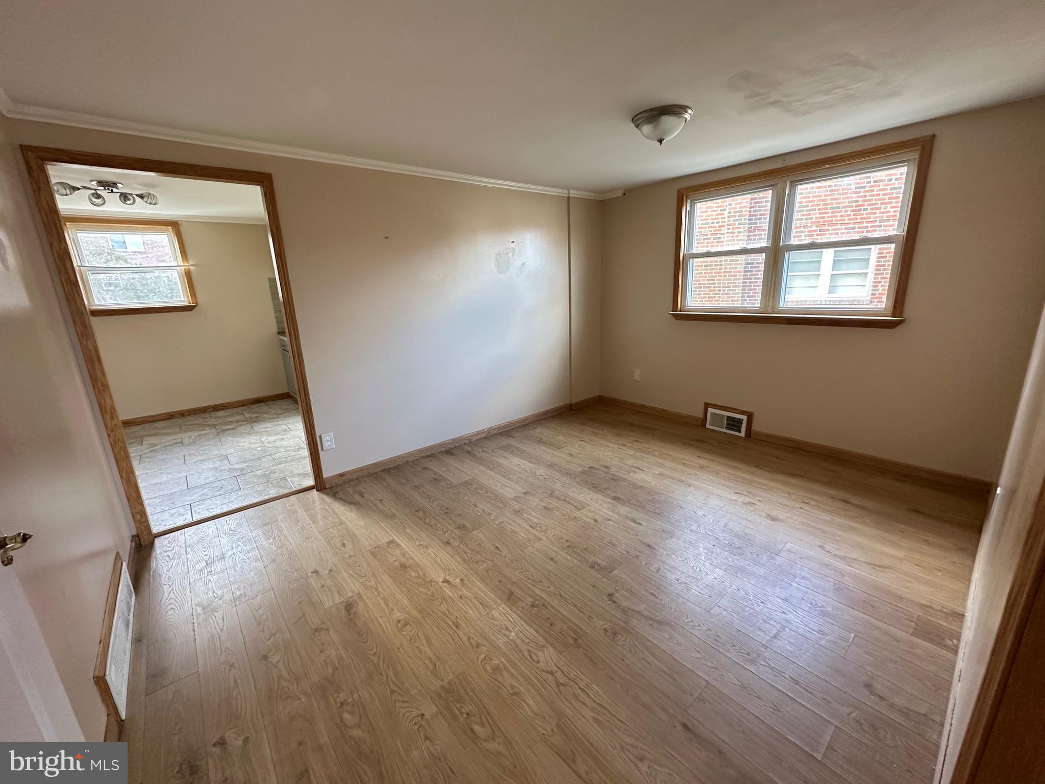 SOMERTON - Residential