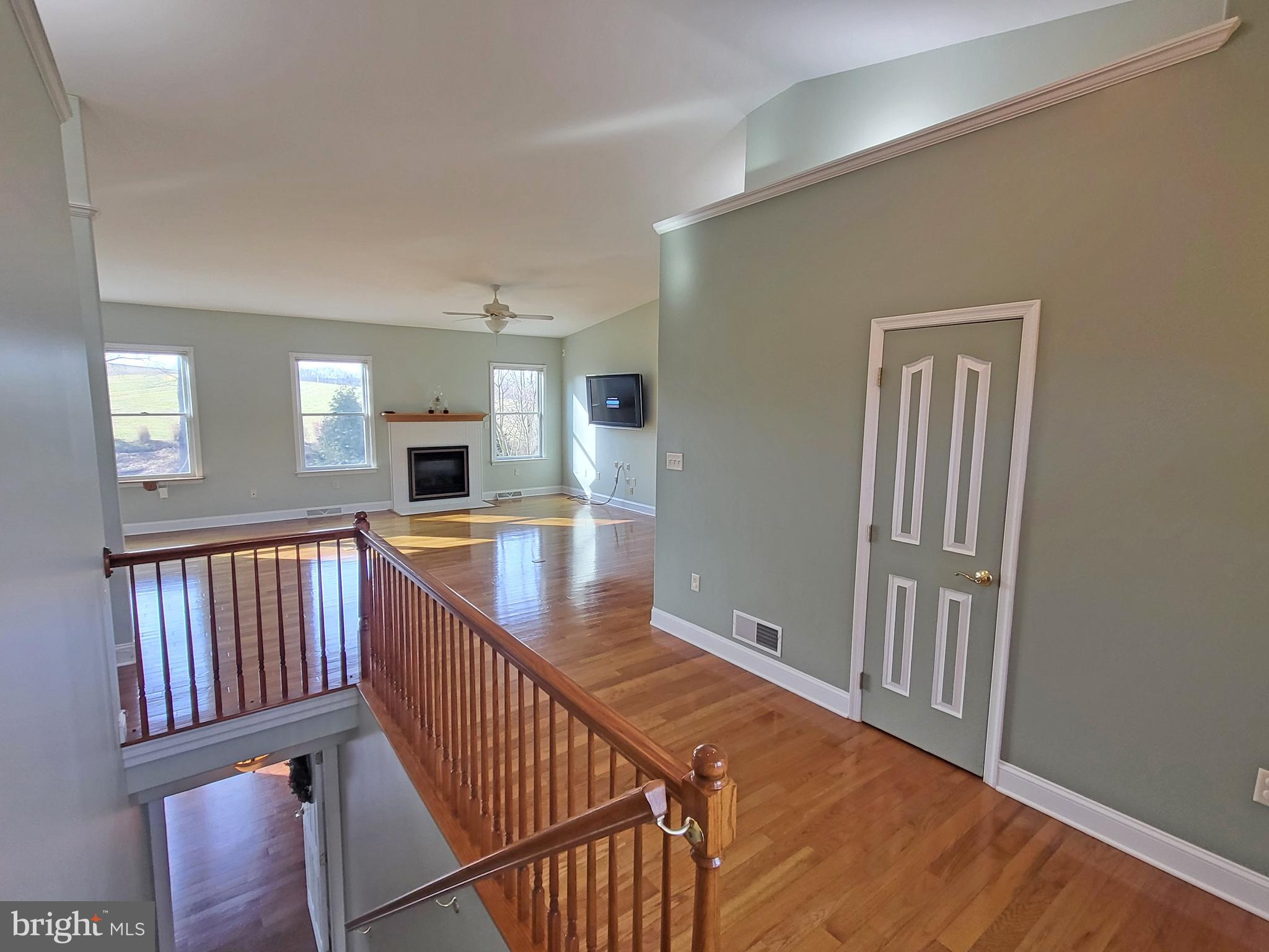 132 BUCKINGHAM DRIVE