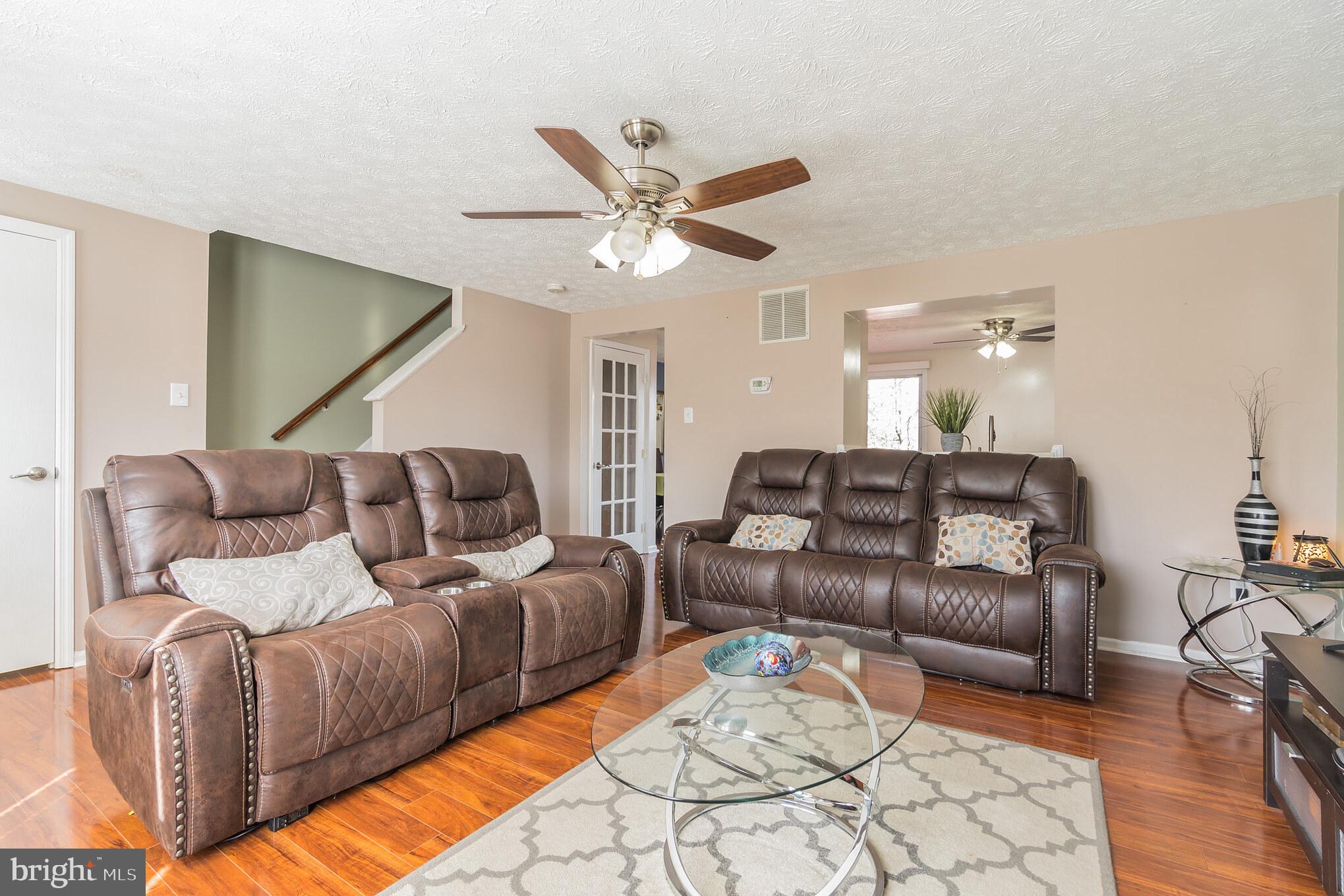 KINGS WOODS - Residential