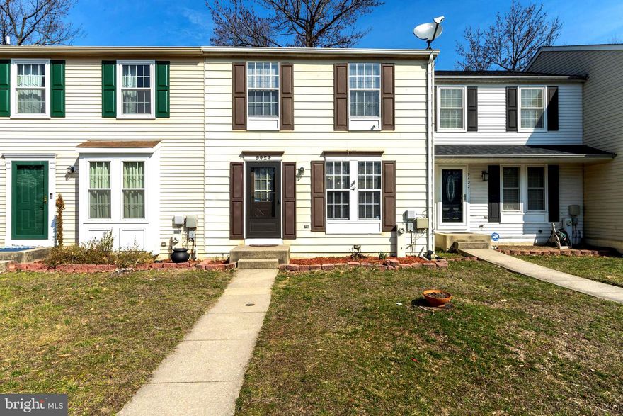 Beautifully maintained townhouse features a large living room, kitchen with granite counter-tops, beautiful backsplash and laminate flooring throughout. A recently painted wooden deck perfect for all your summer get togethers! This home features 3 bedrooms in the upper level and a walkout basement that has a spacious family room and a full bath. This townhouse is  ready for a family that is looking for the perfect place to call home!! Parking #15