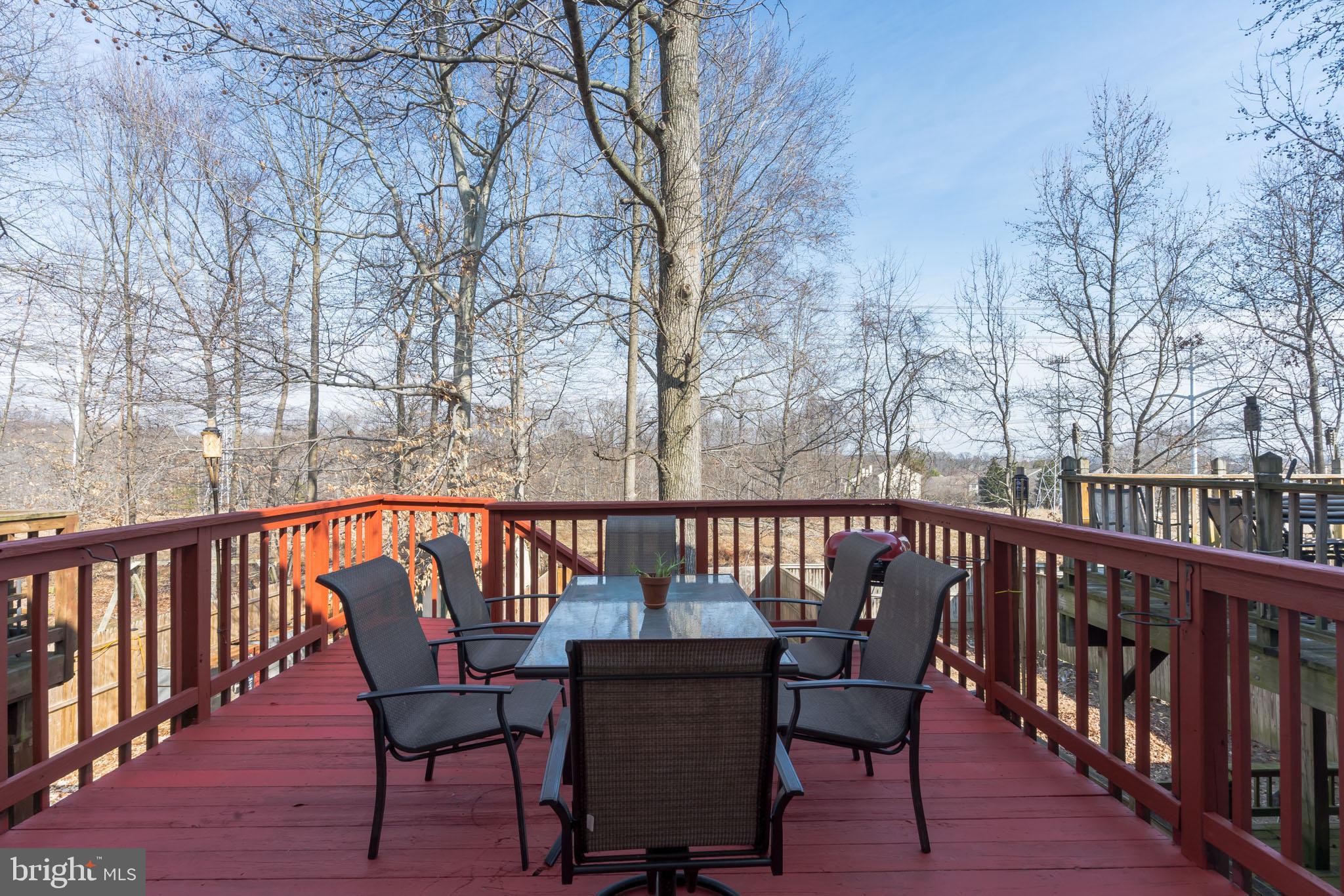 KINGS WOODS - Residential