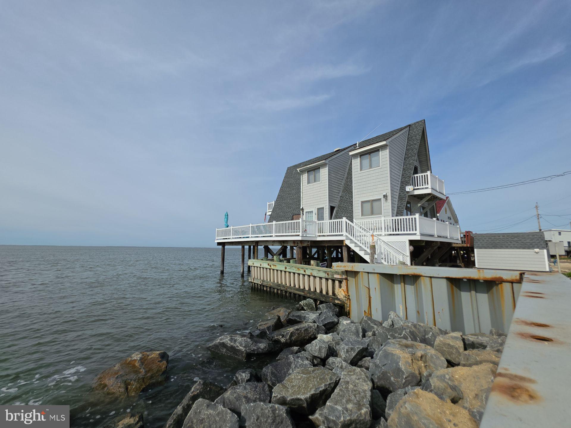 184 COVE ROAD S