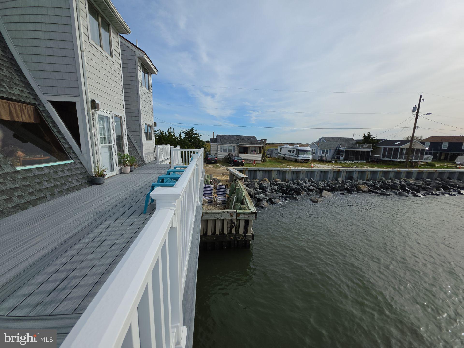 184 COVE ROAD S