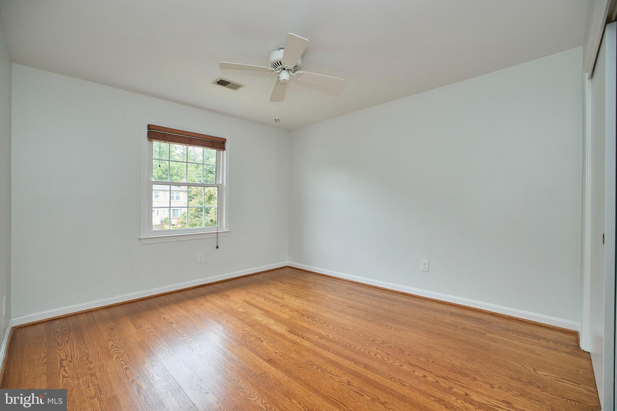 KENSINGTON SQUARE - Residential