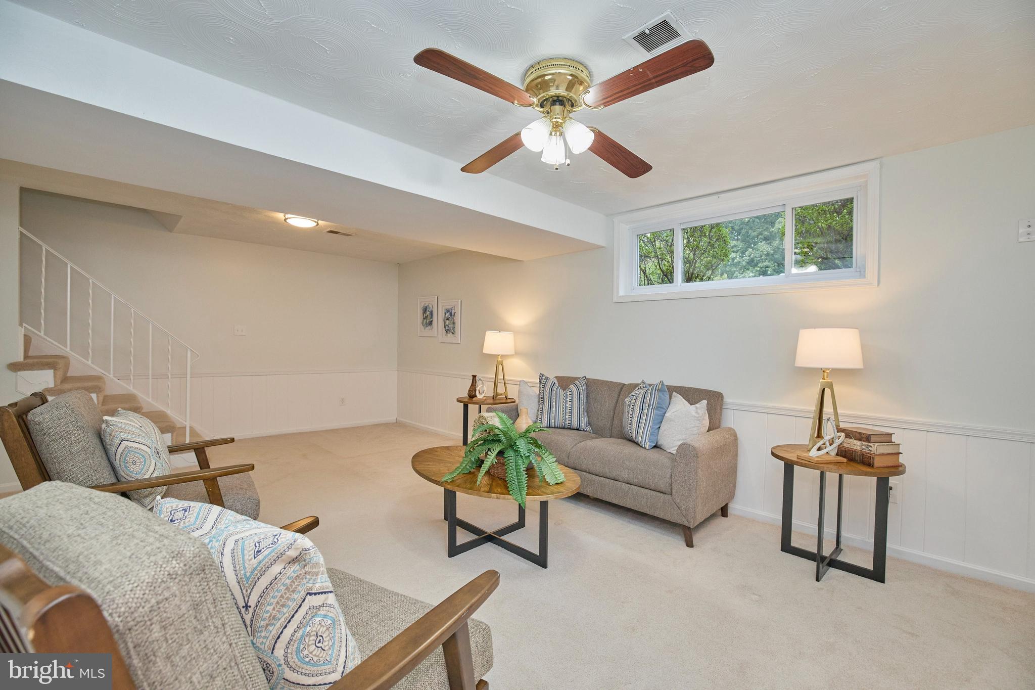 KENSINGTON SQUARE - Residential