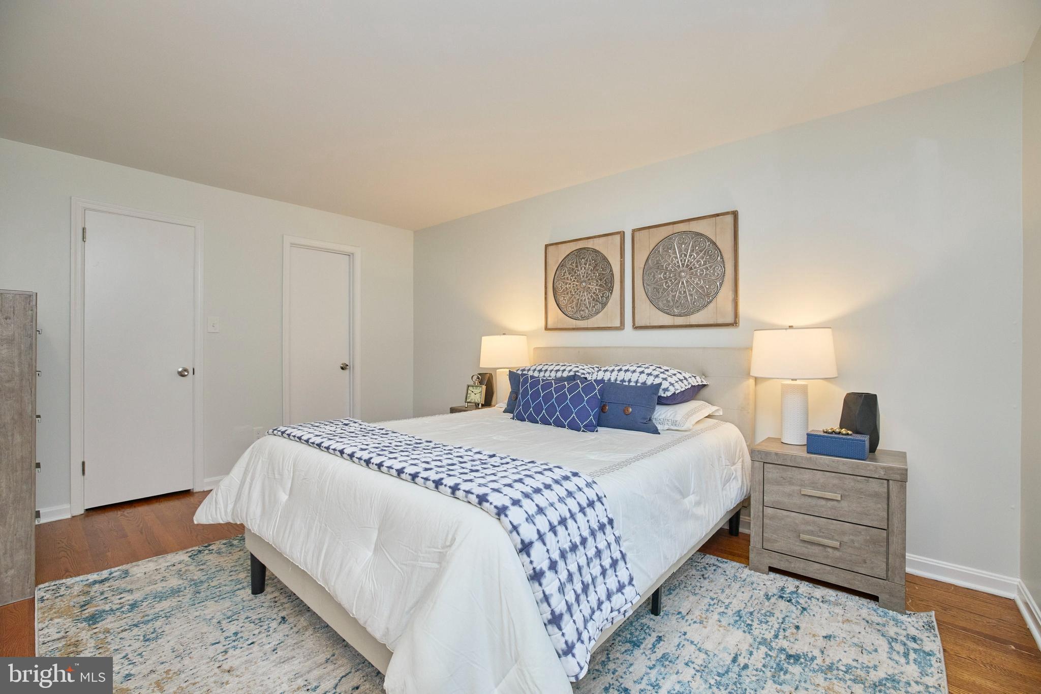 KENSINGTON SQUARE - Residential