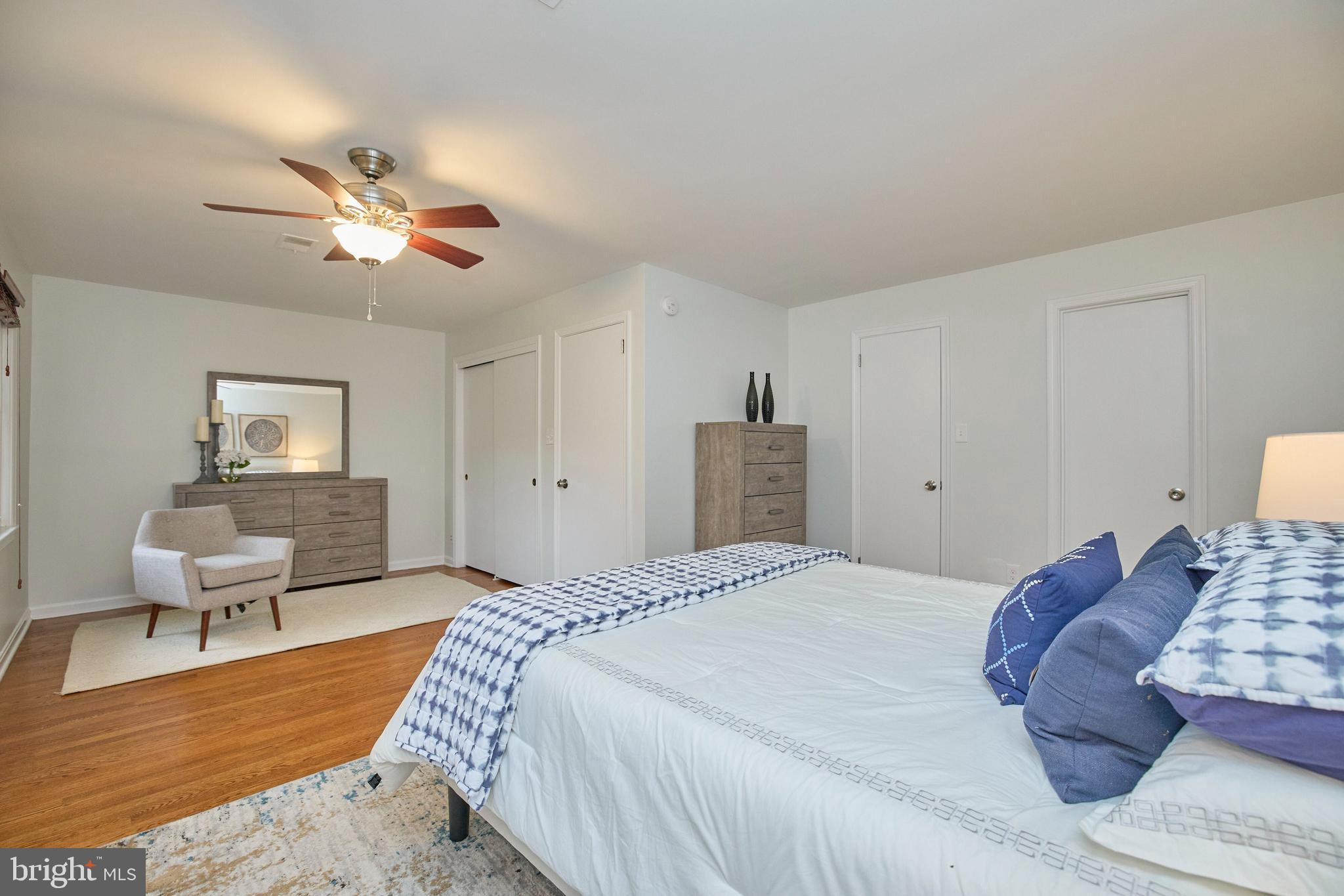 KENSINGTON SQUARE - Residential