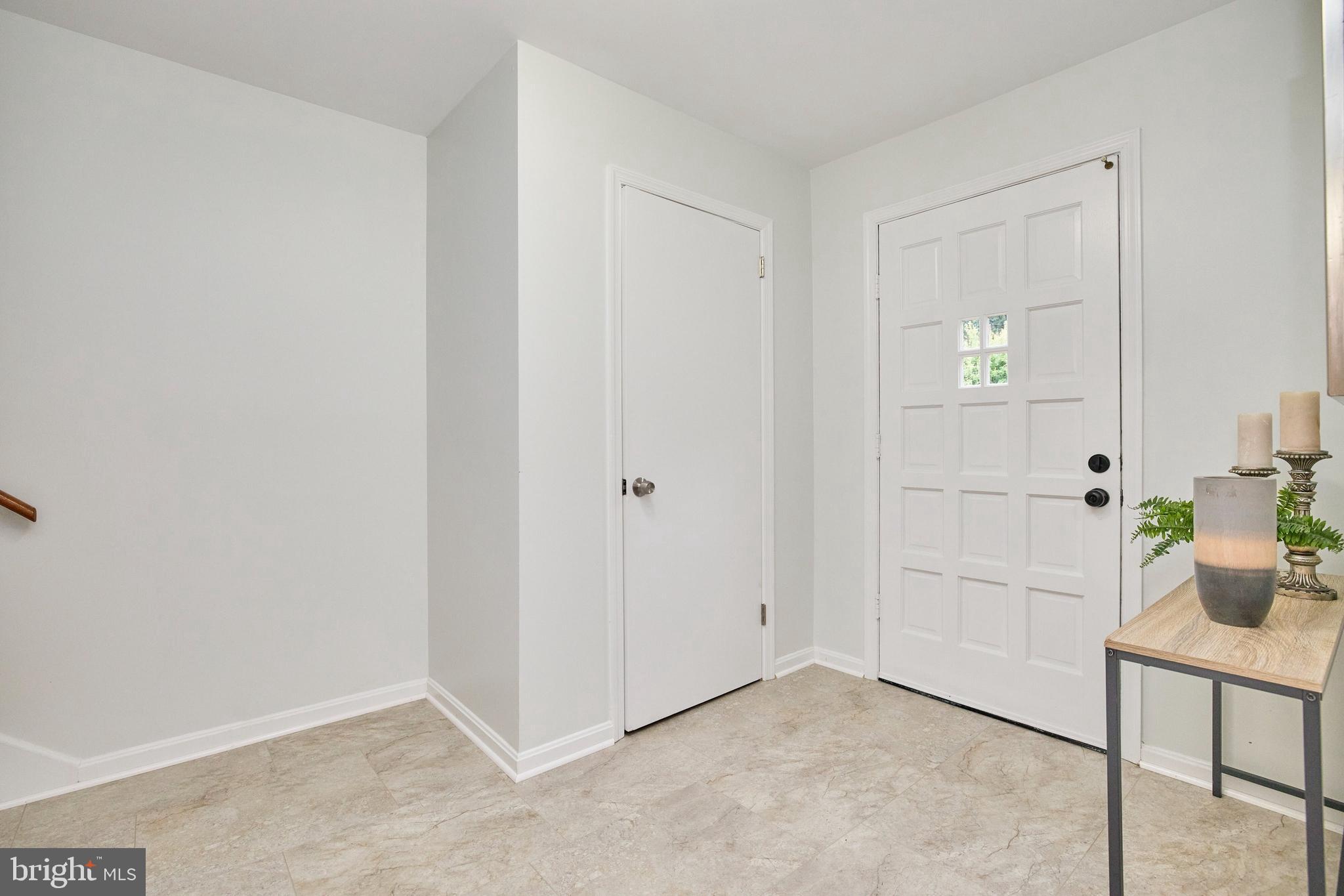 KENSINGTON SQUARE - Residential