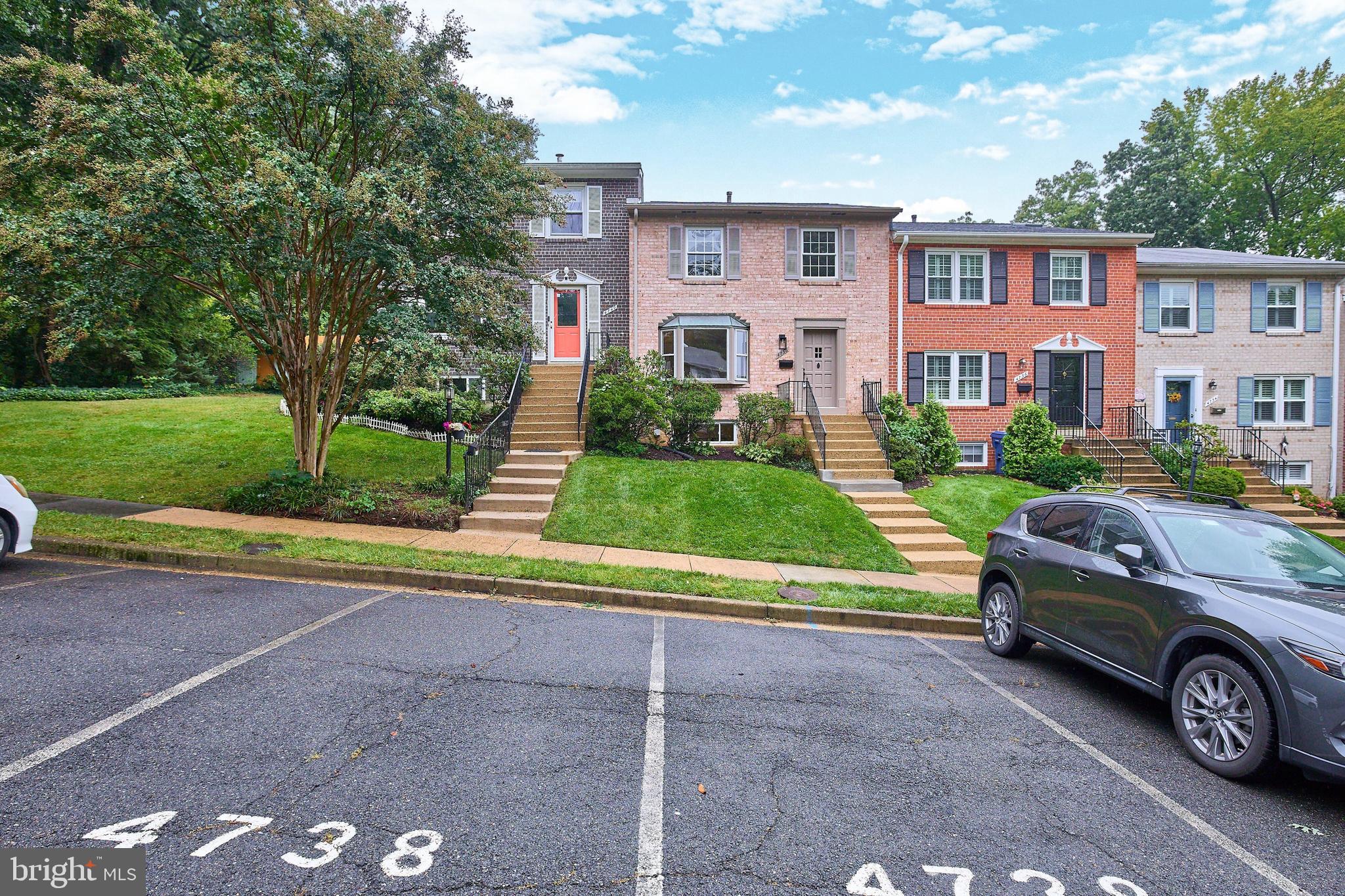 KENSINGTON SQUARE - Residential