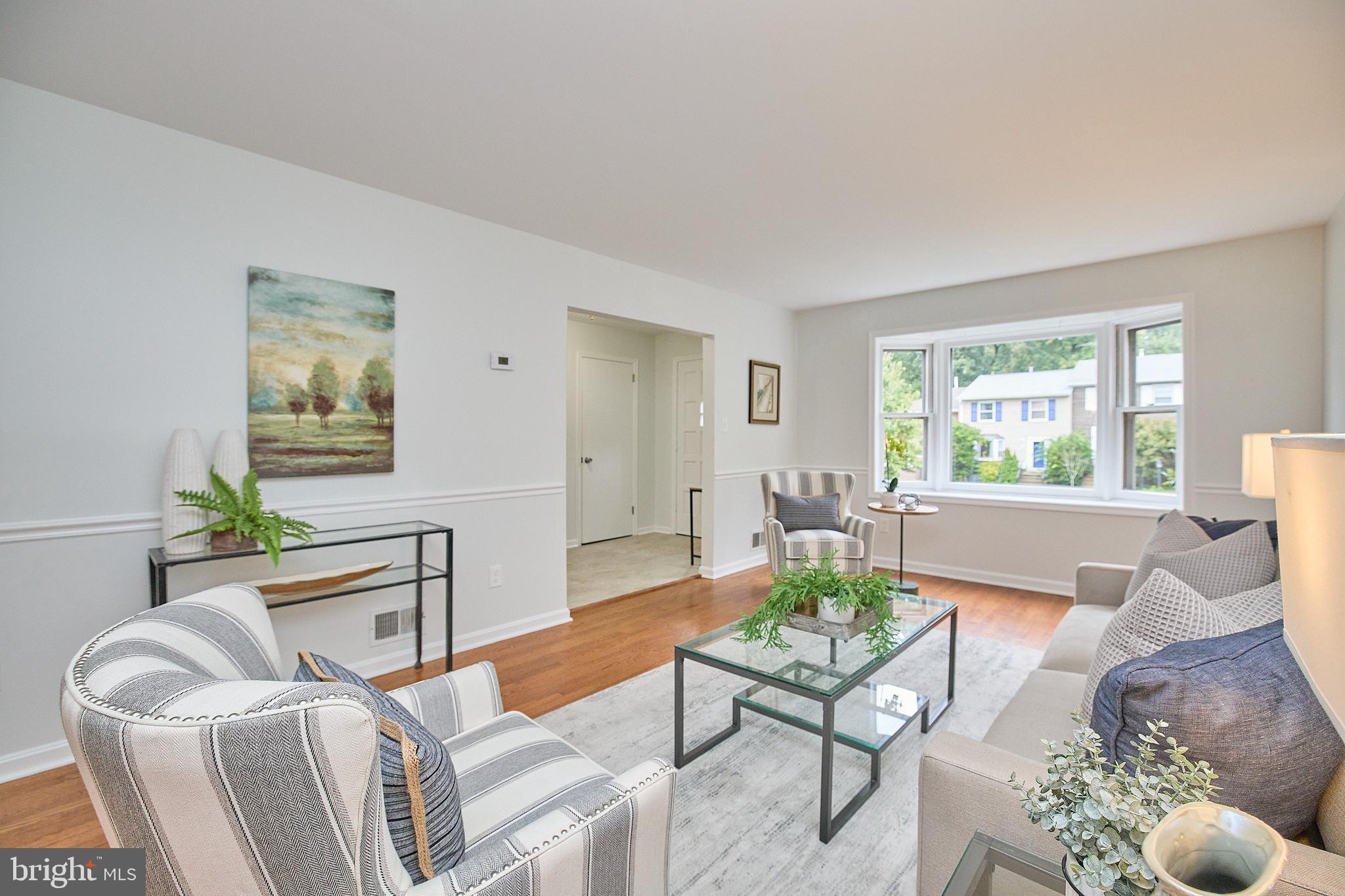 KENSINGTON SQUARE - Residential