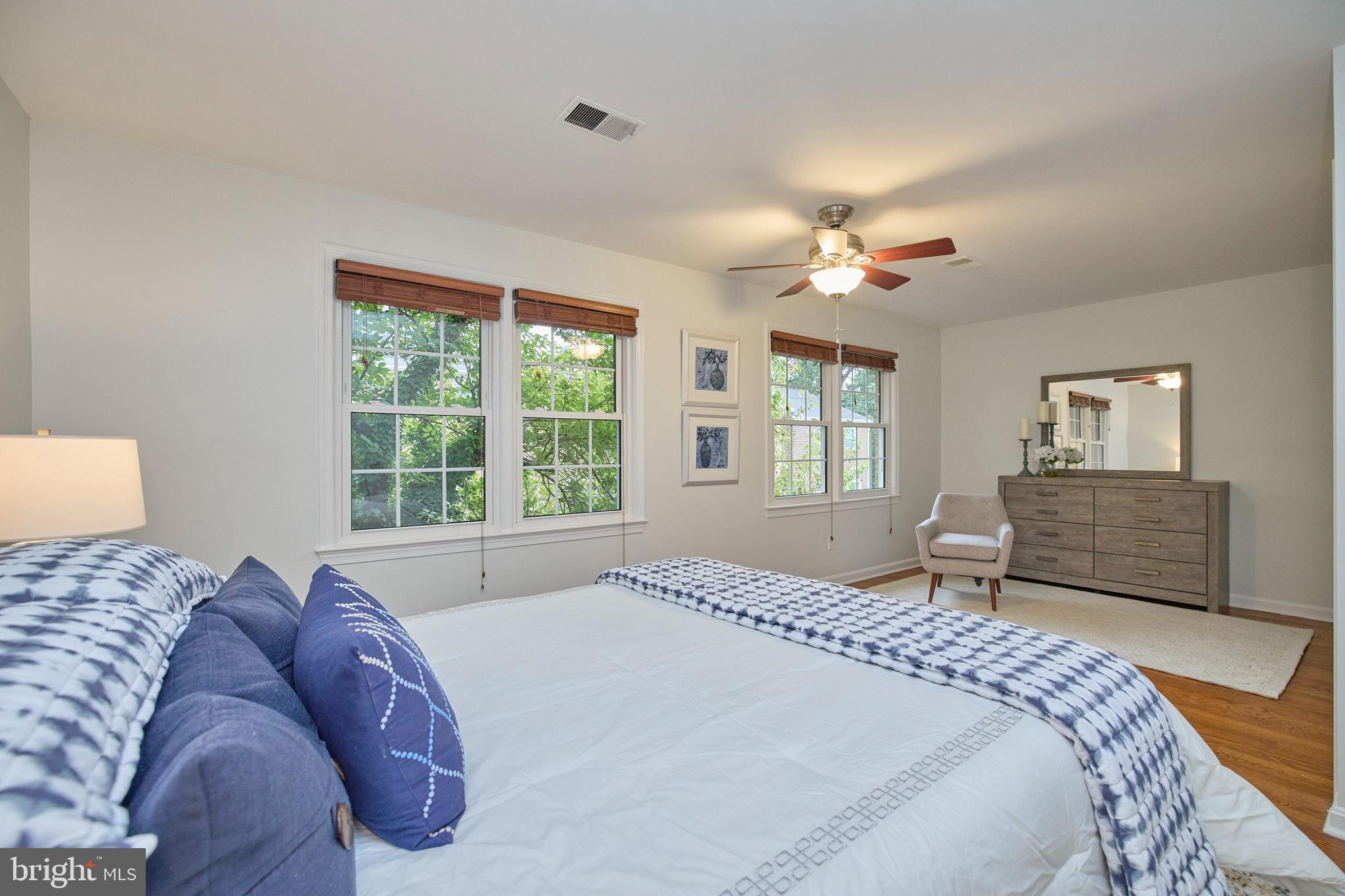 KENSINGTON SQUARE - Residential