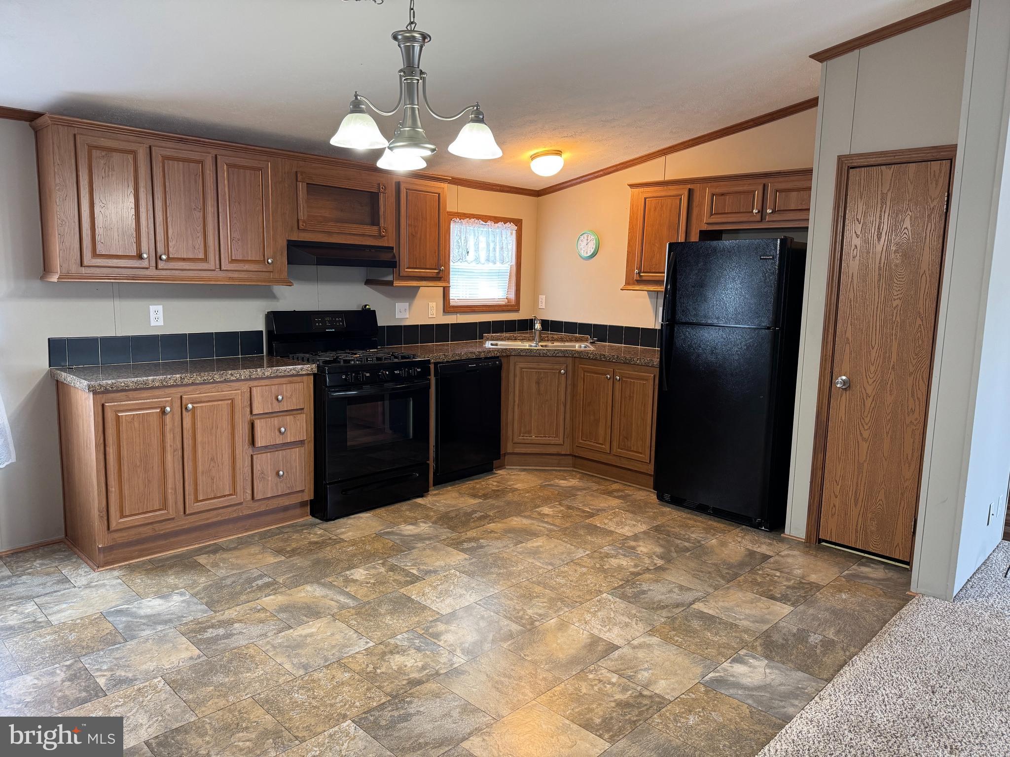2 C FRIEDEN MANOR C