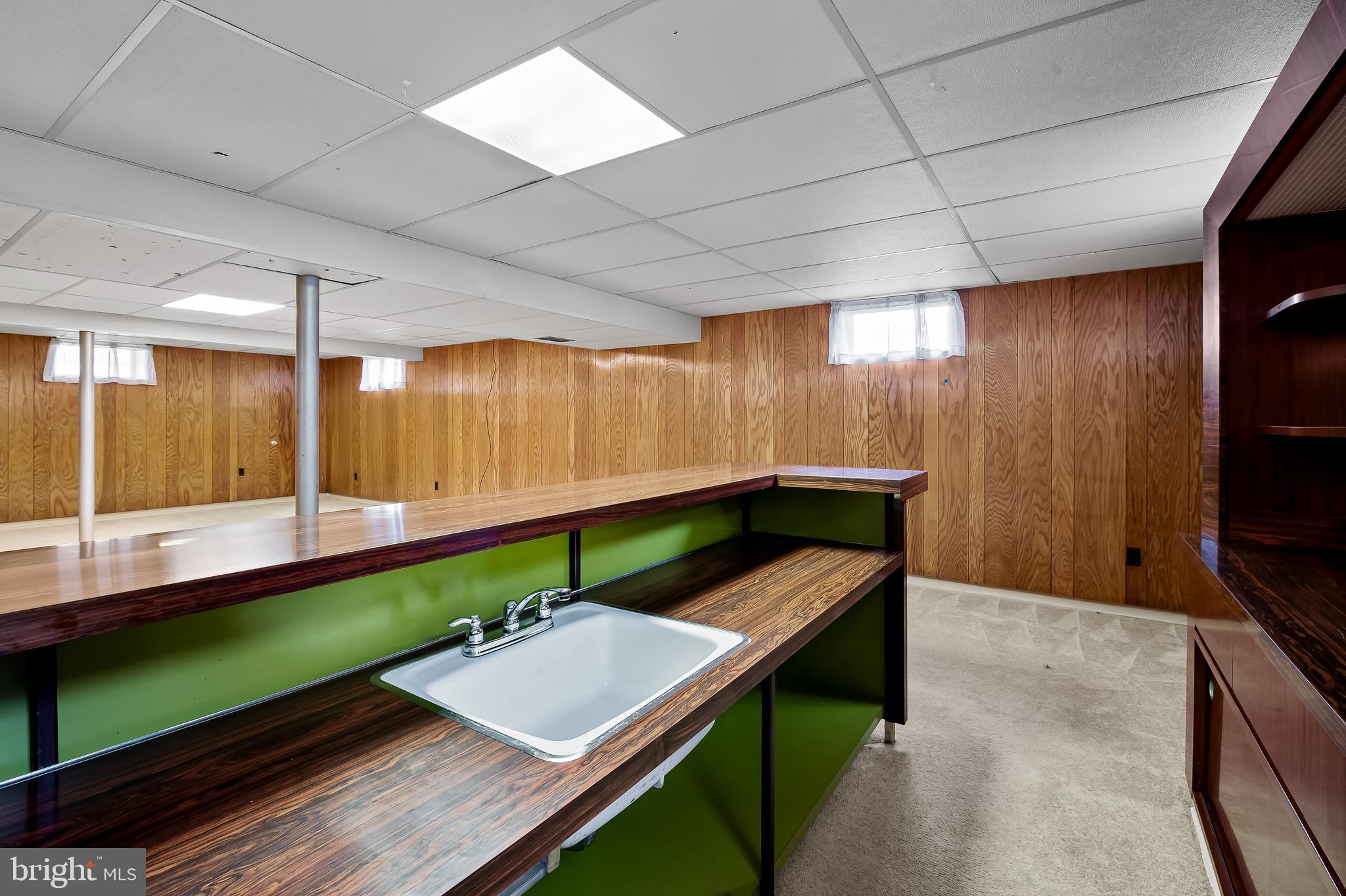 LILLIAN ESTATES - Residential