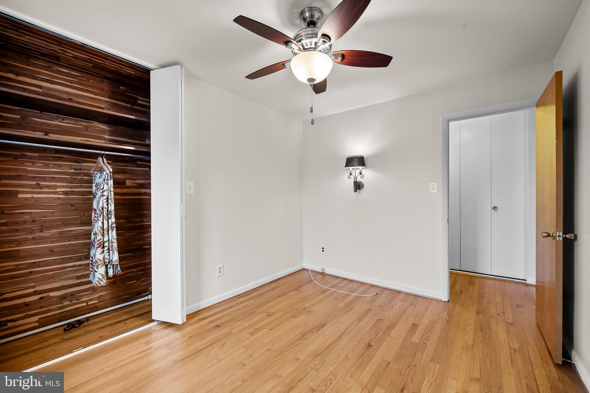 LILLIAN ESTATES - Residential