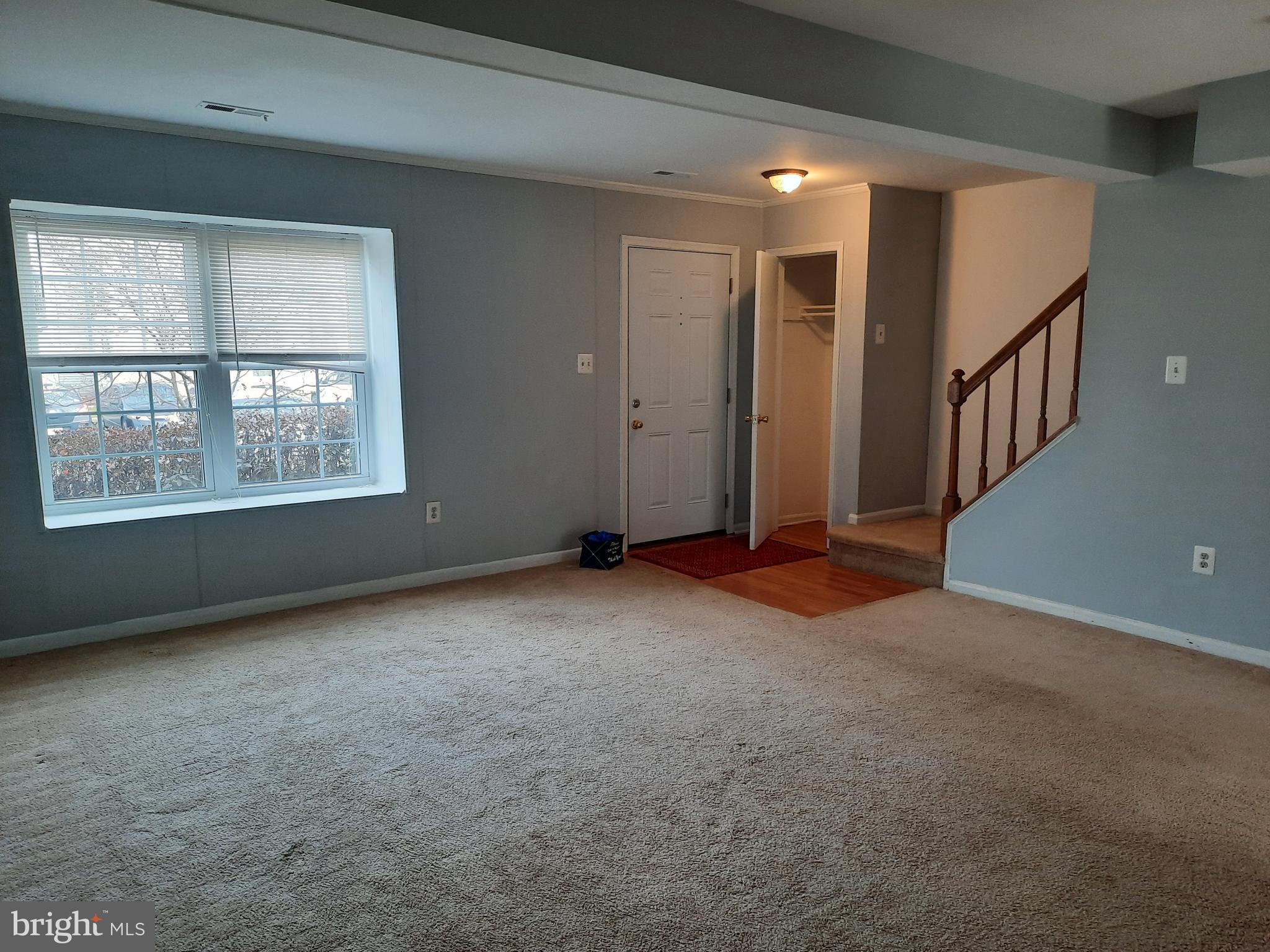 LONGSTREET COMMONS - Residential Lease