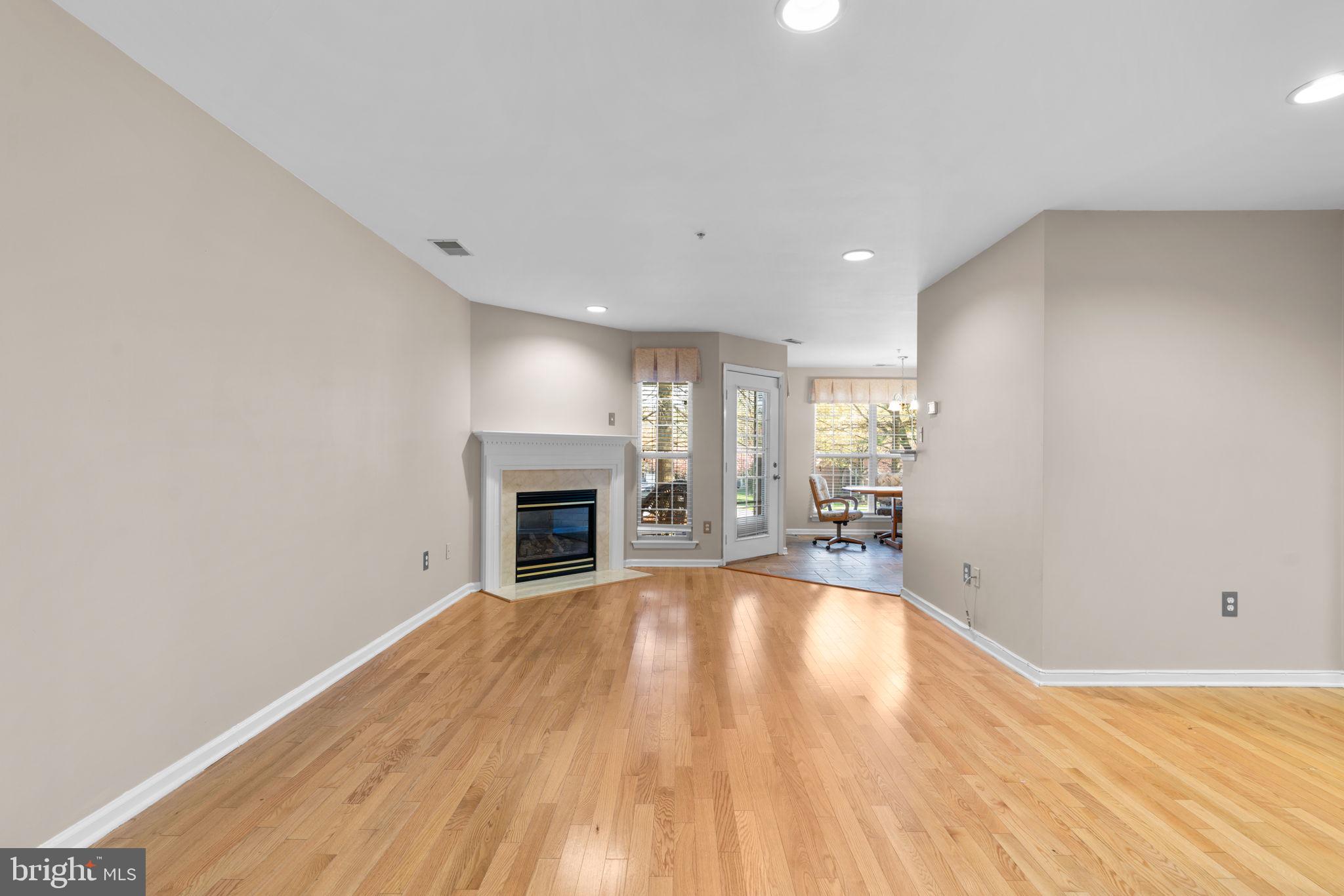 VILLAGE OF LONG REACH - Residential