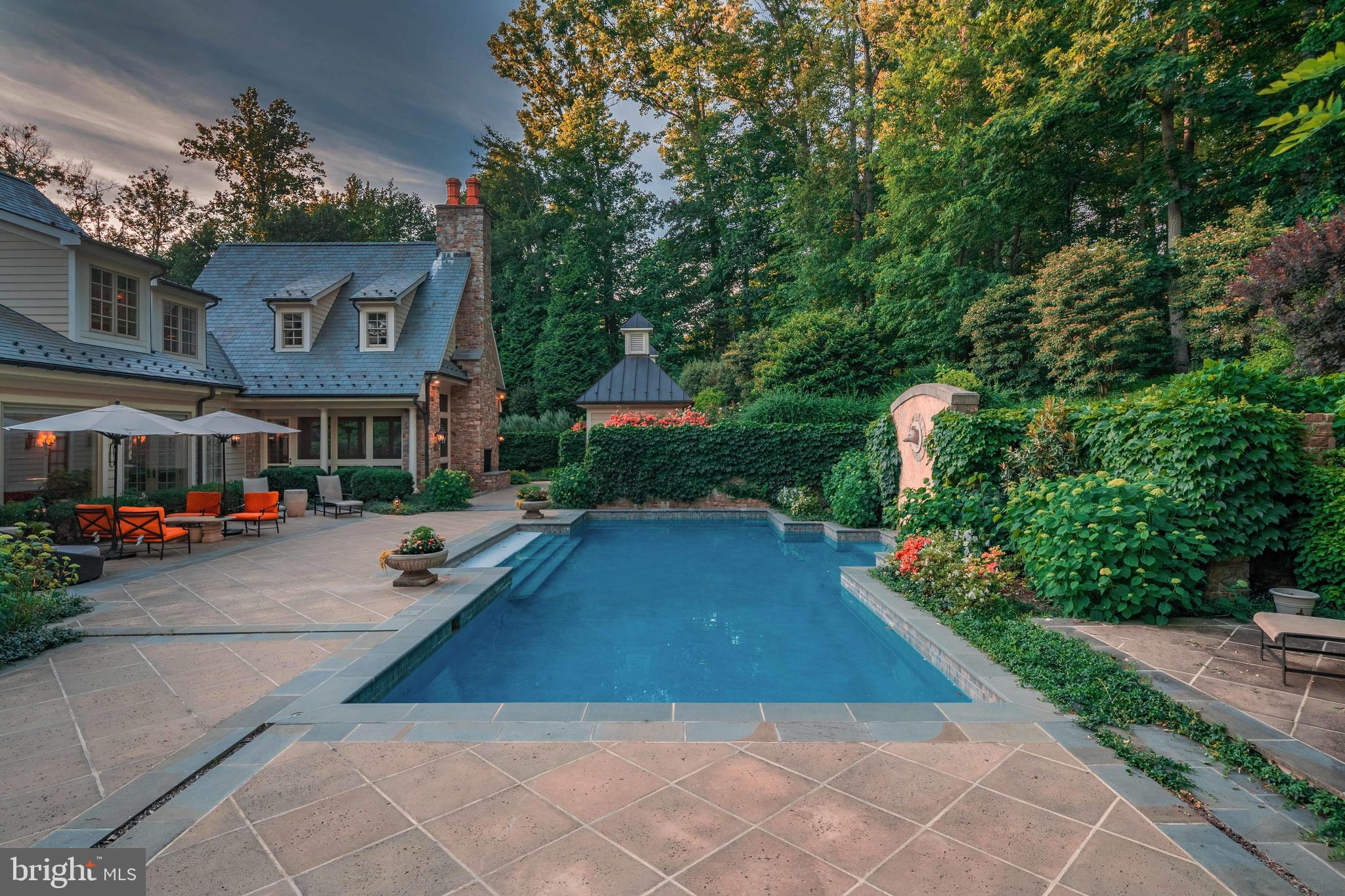 CAVES VALLEY GOLF CLUB - Residential