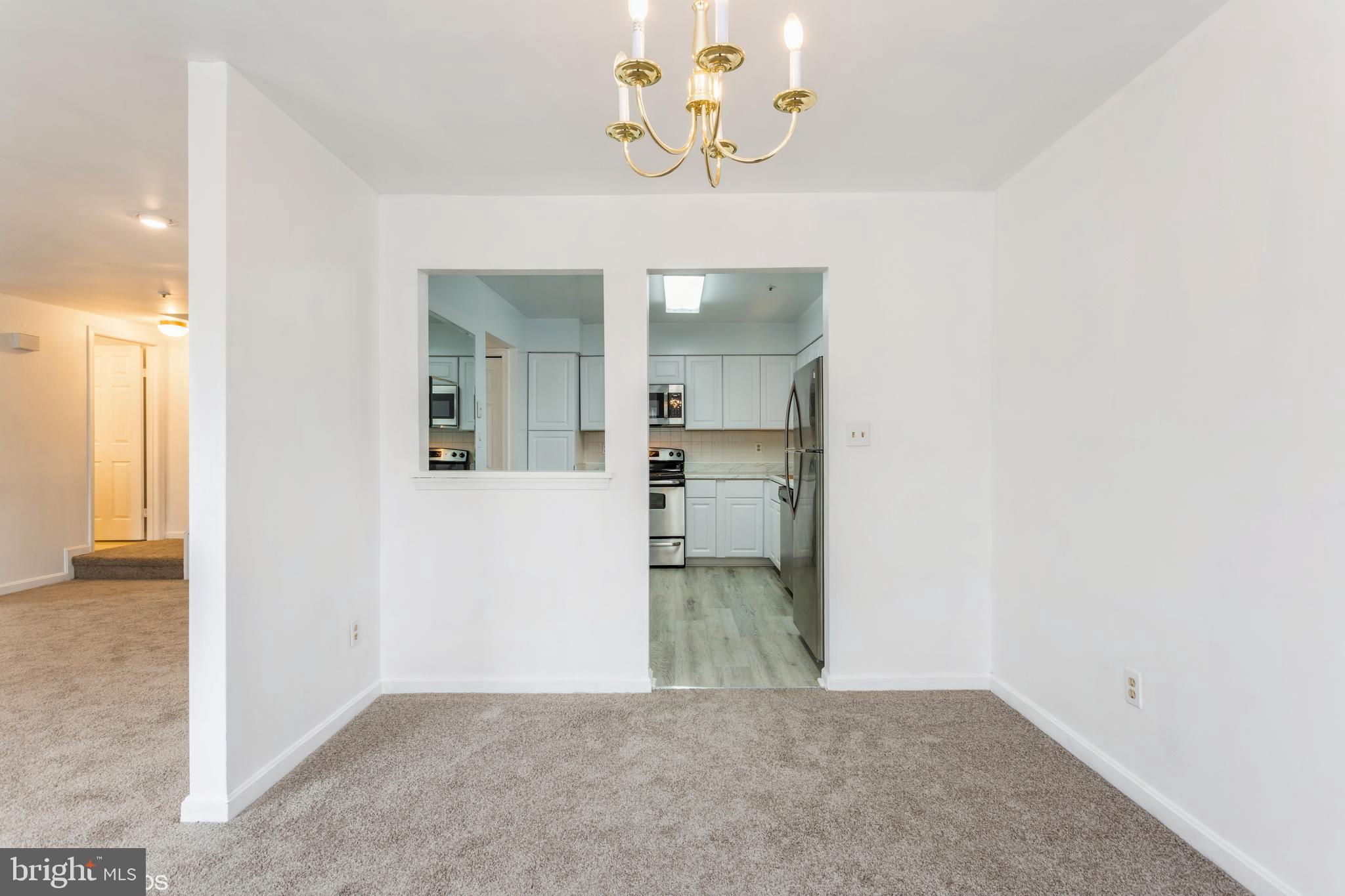 GLENSFORD CONDO - Residential