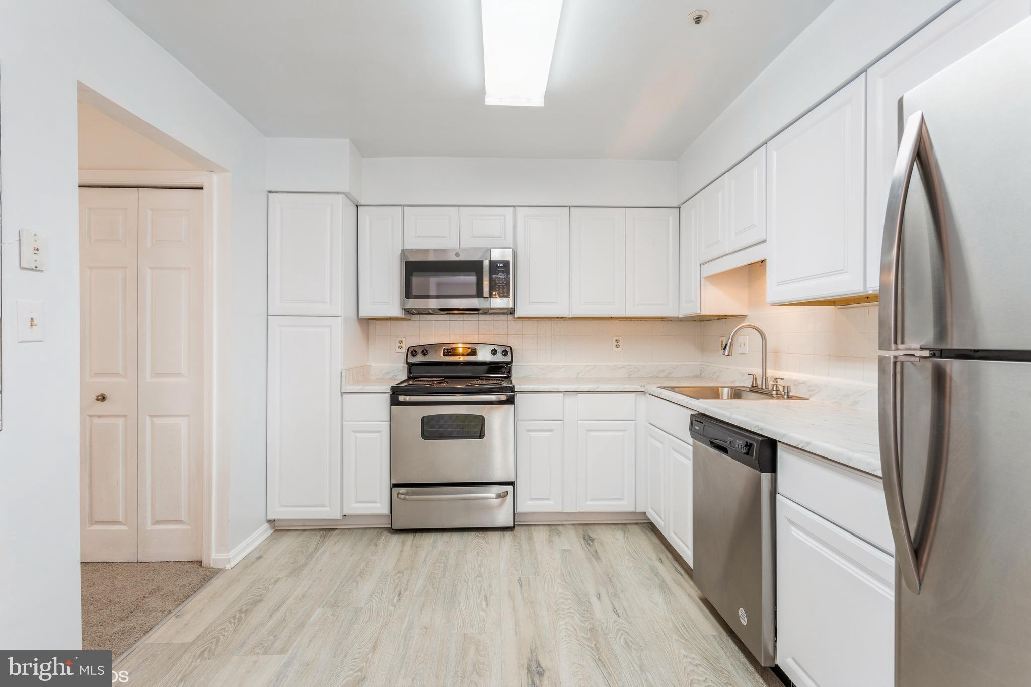 GLENSFORD CONDO - Residential