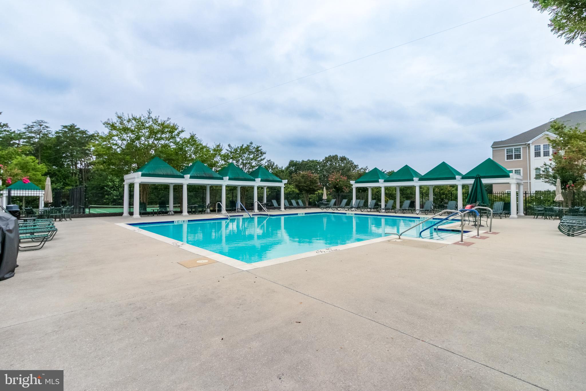 CEDAR RIDGE - Residential