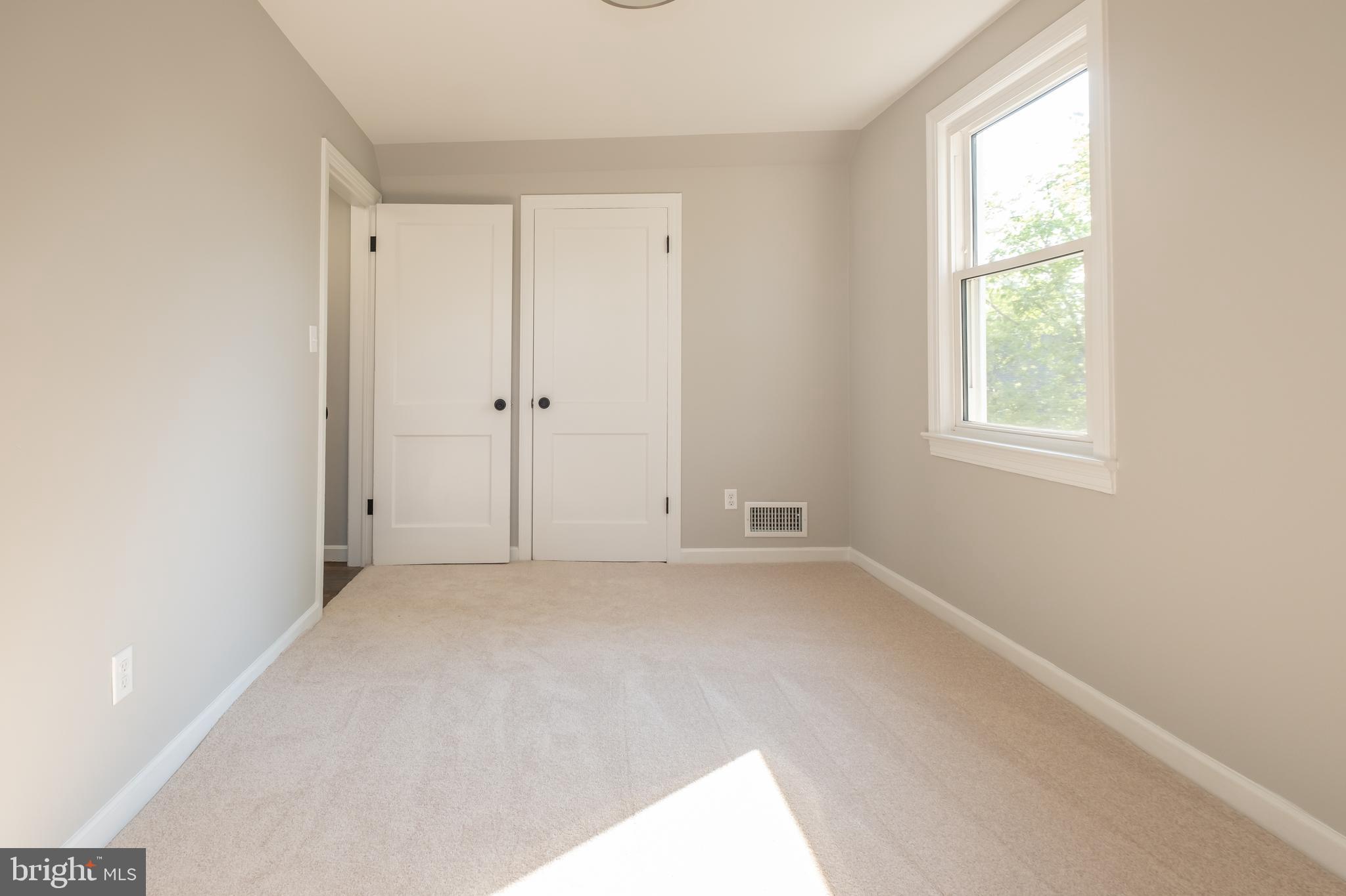 NORTH FORESTVILLE - Residential