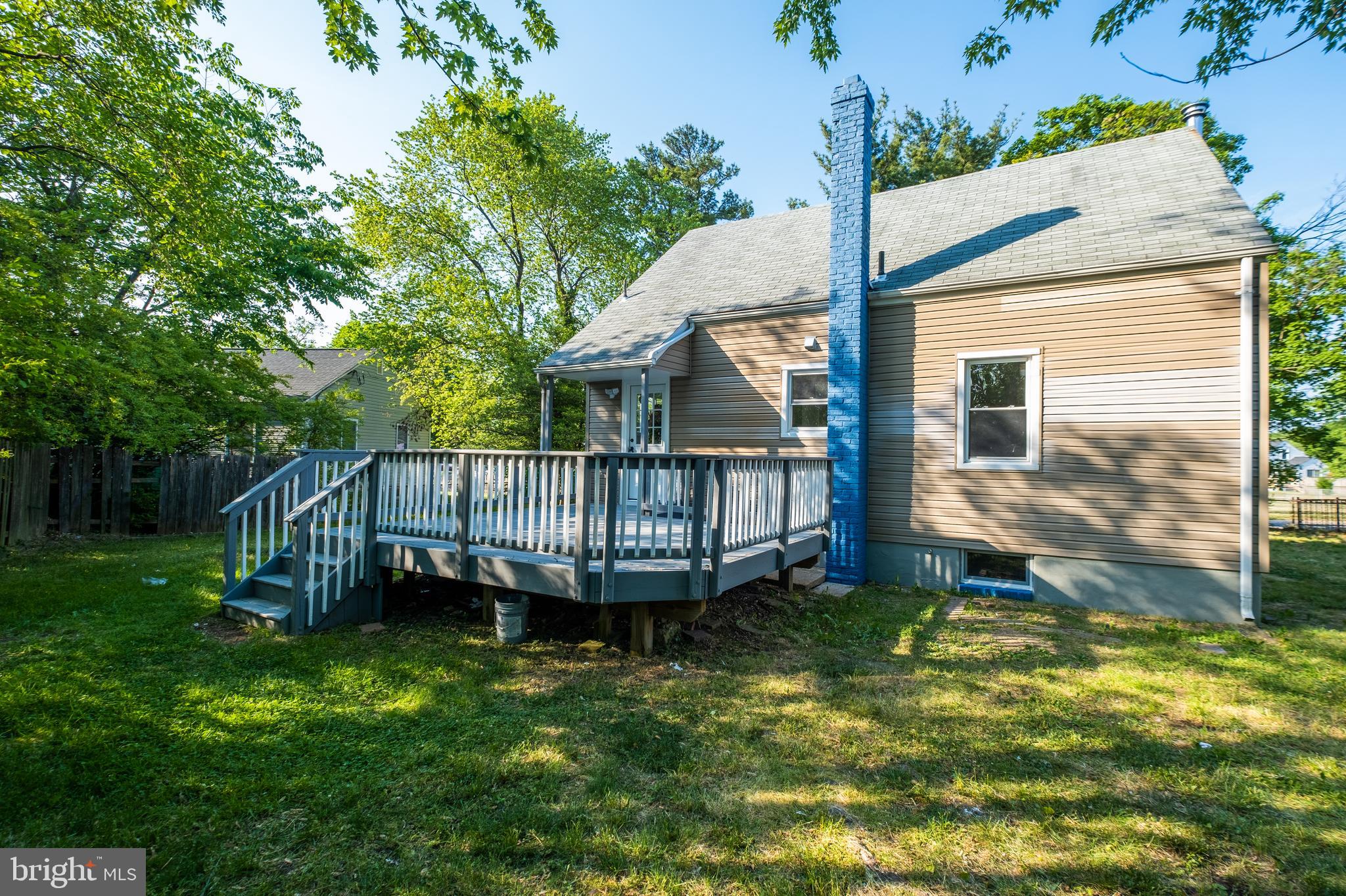 NORTH FORESTVILLE - Residential