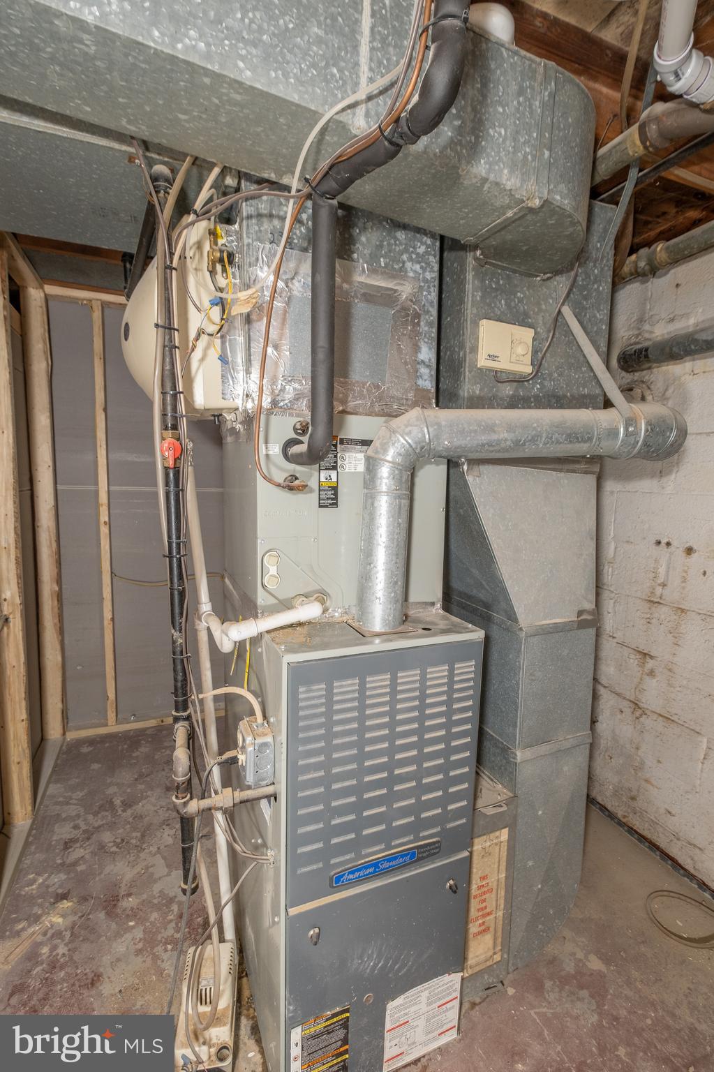 NORTH FORESTVILLE - Residential