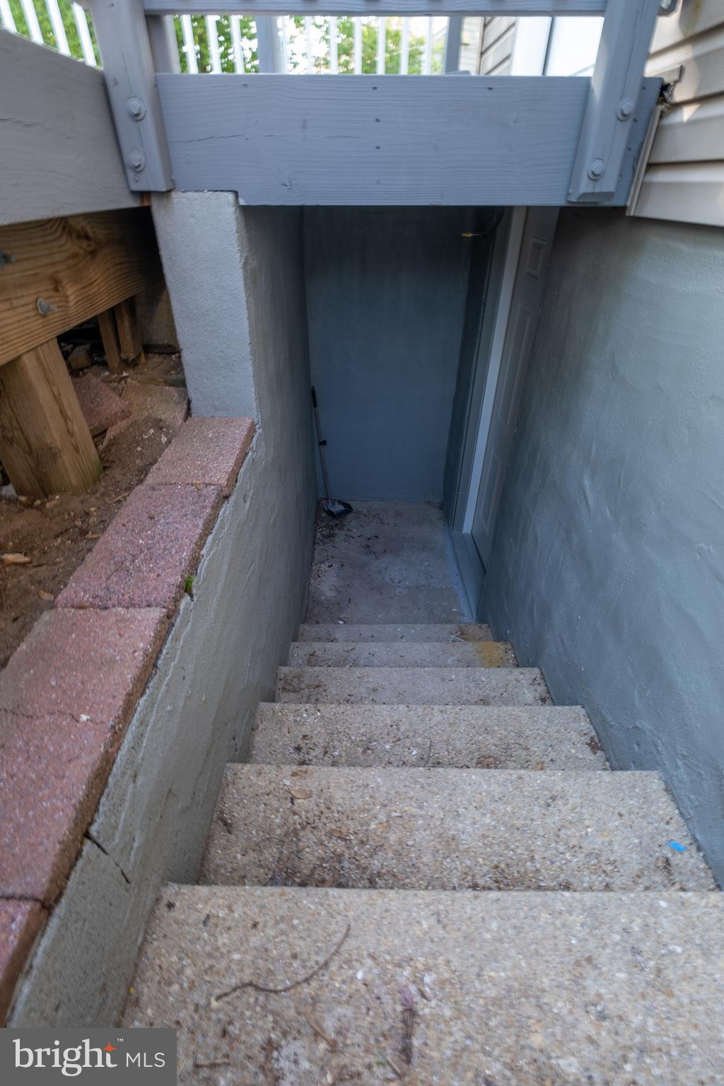 NORTH FORESTVILLE - Residential