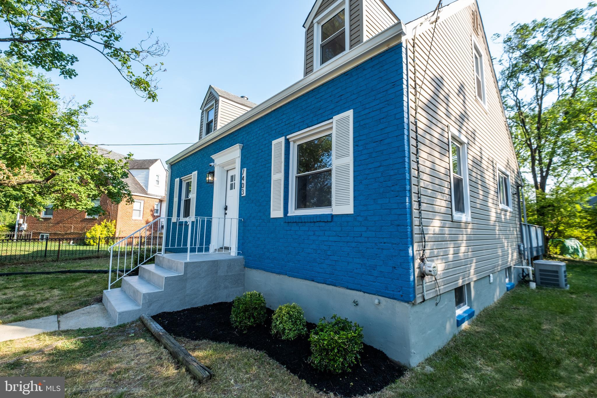 NORTH FORESTVILLE - Residential