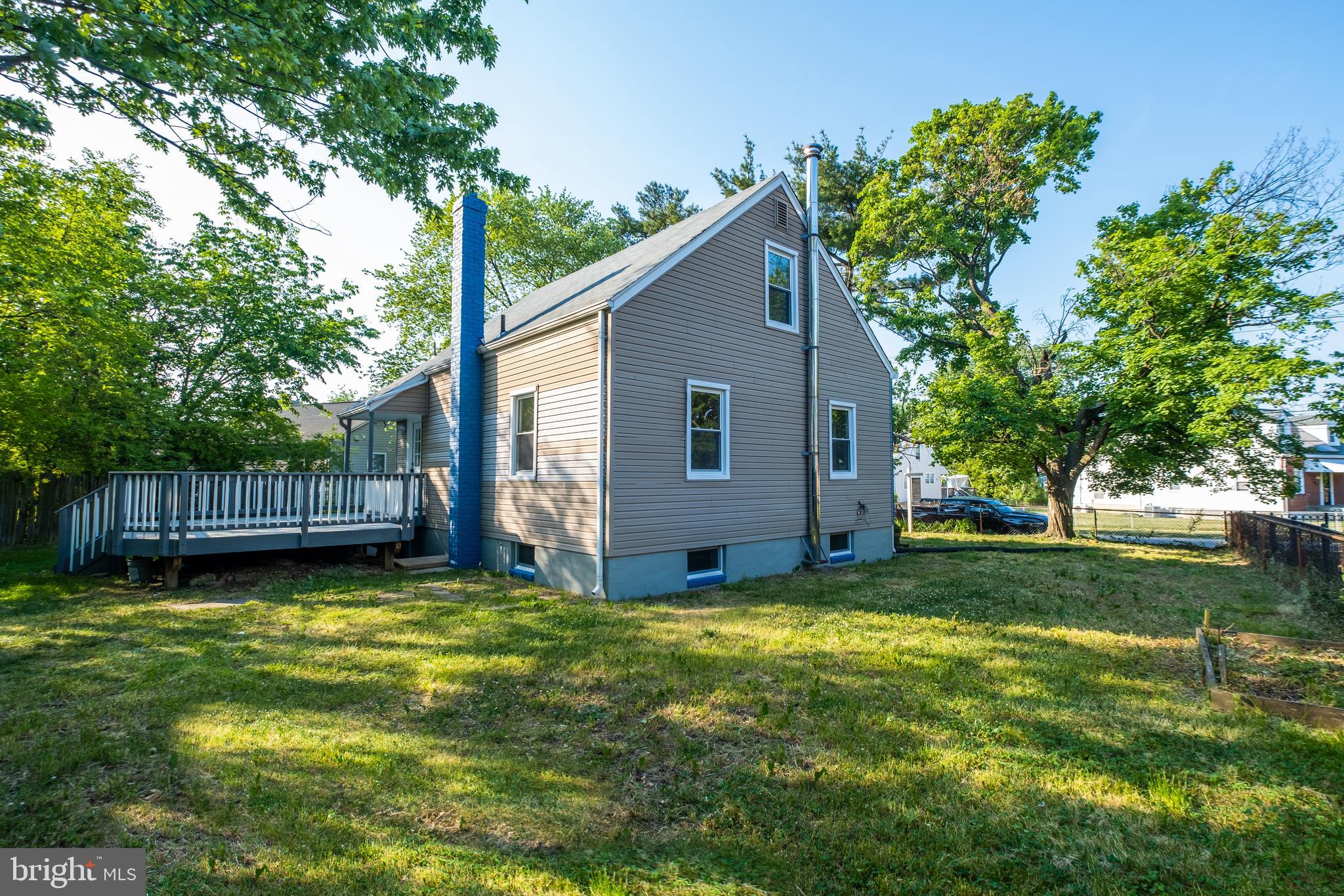 NORTH FORESTVILLE - Residential