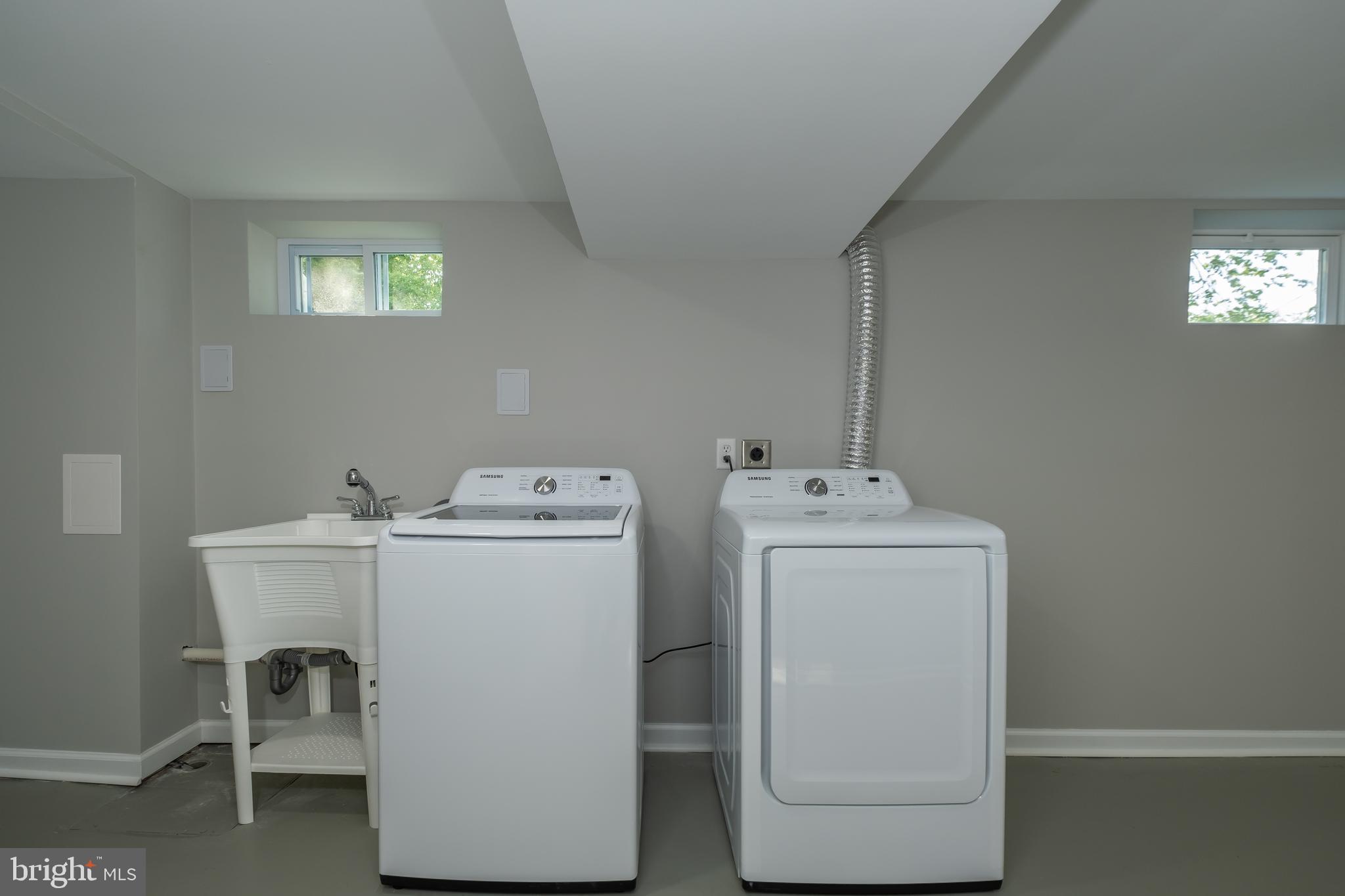 NORTH FORESTVILLE - Residential