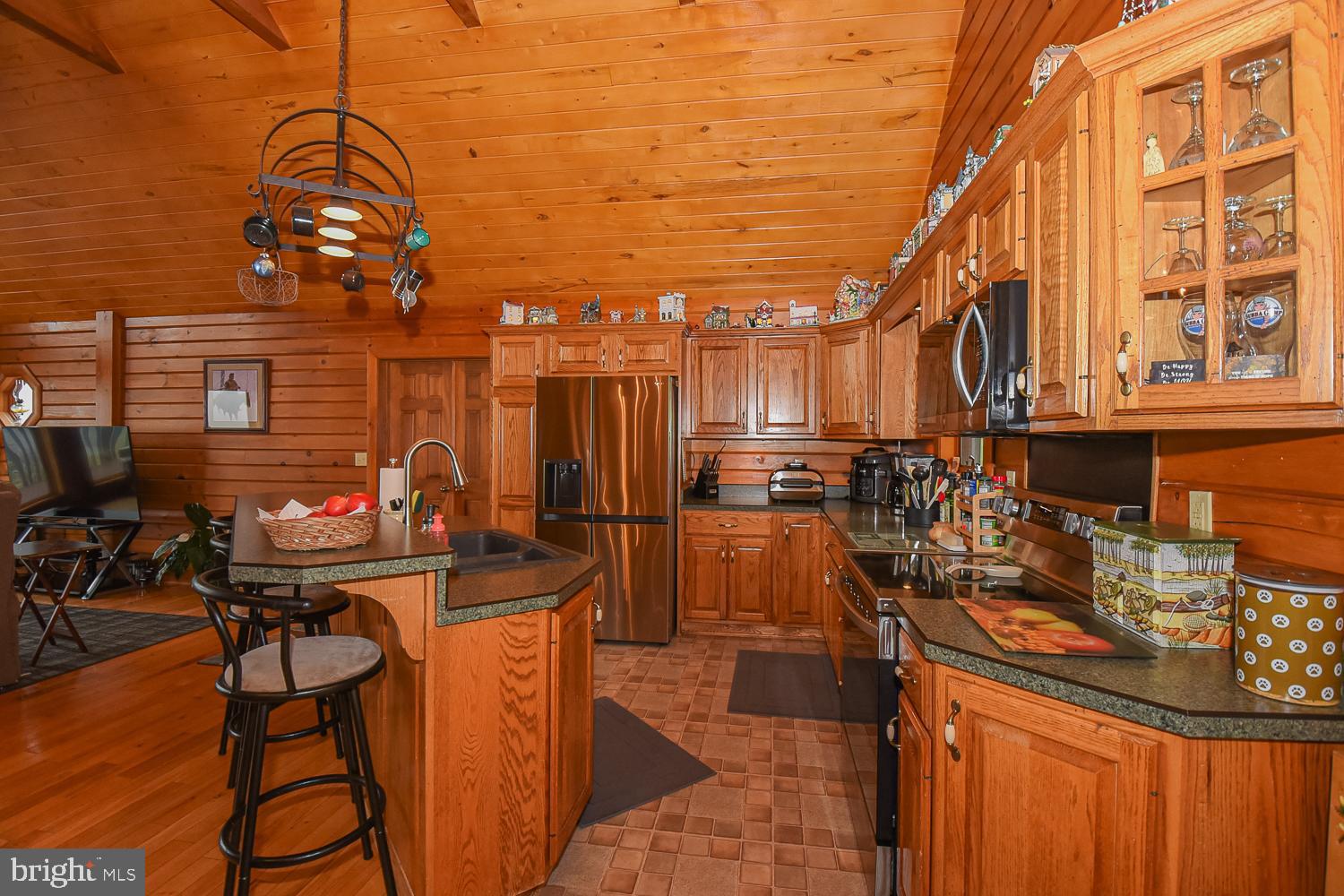 THE PINNACLE - Residential