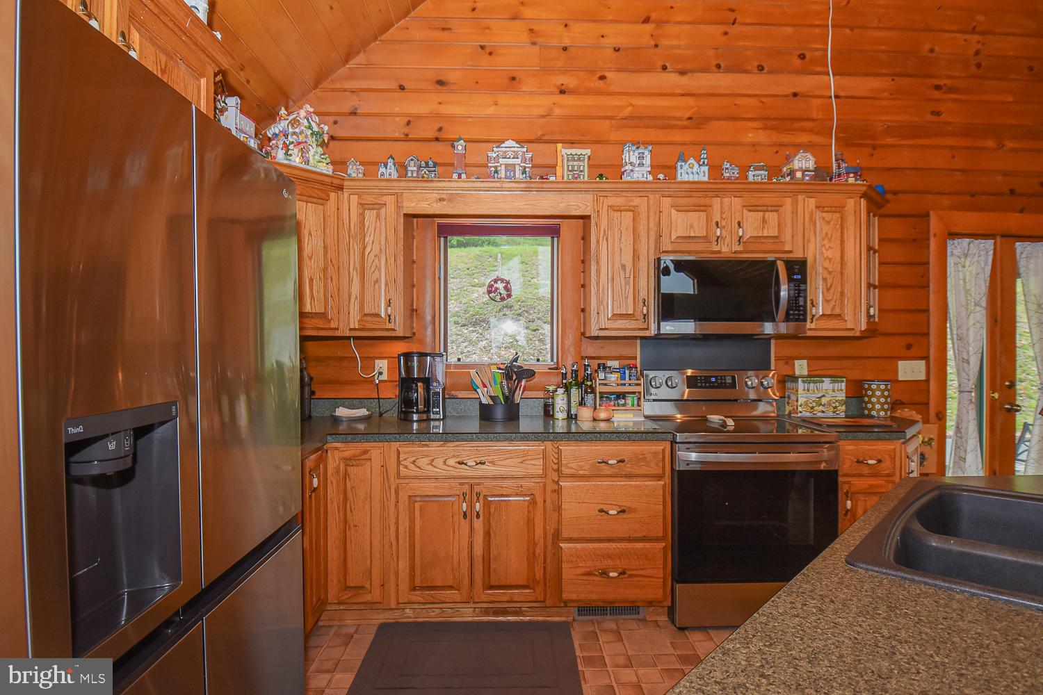 THE PINNACLE - Residential