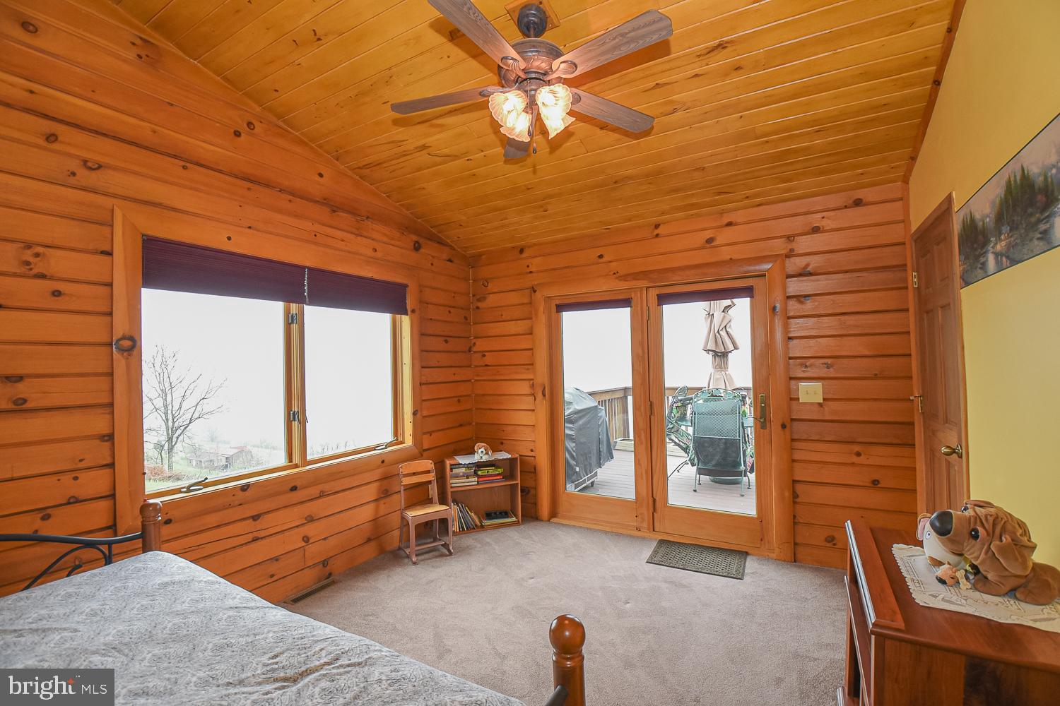 THE PINNACLE - Residential